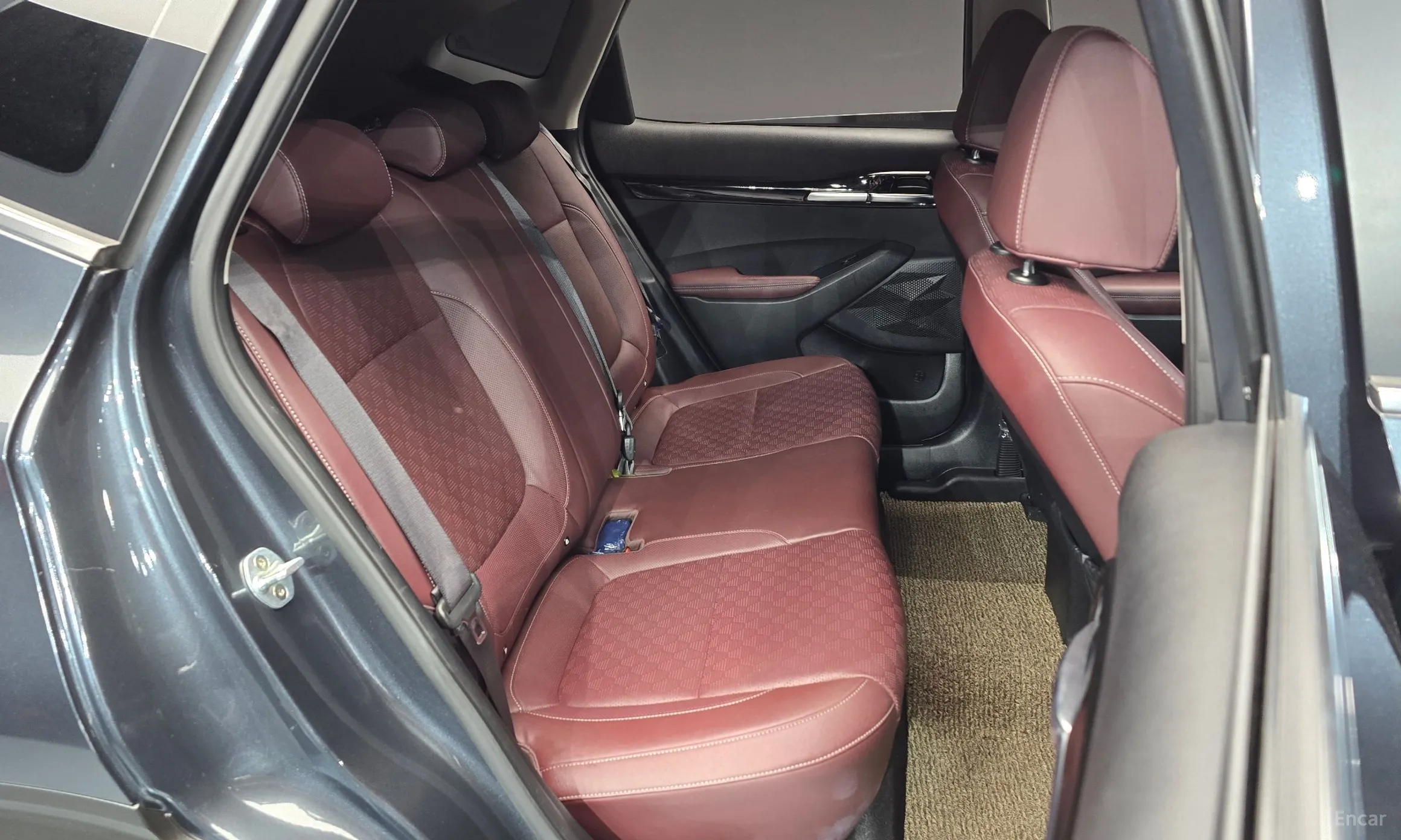Kia Seltos превью 12