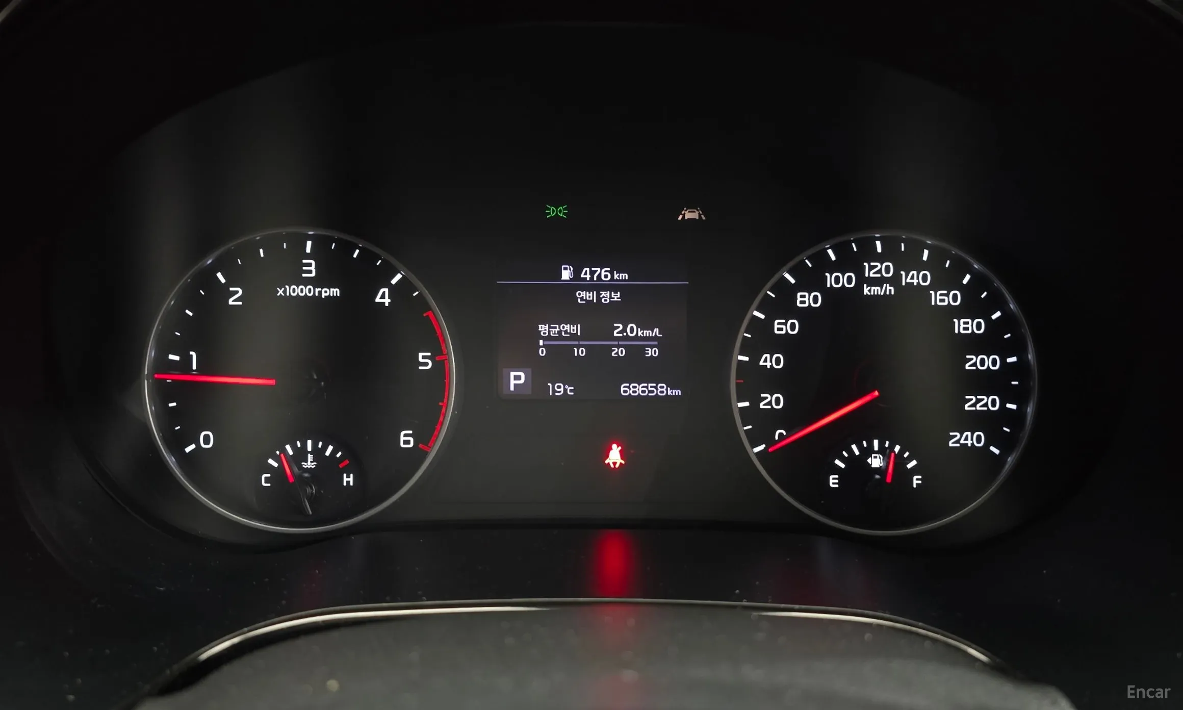 Kia Seltos превью 8