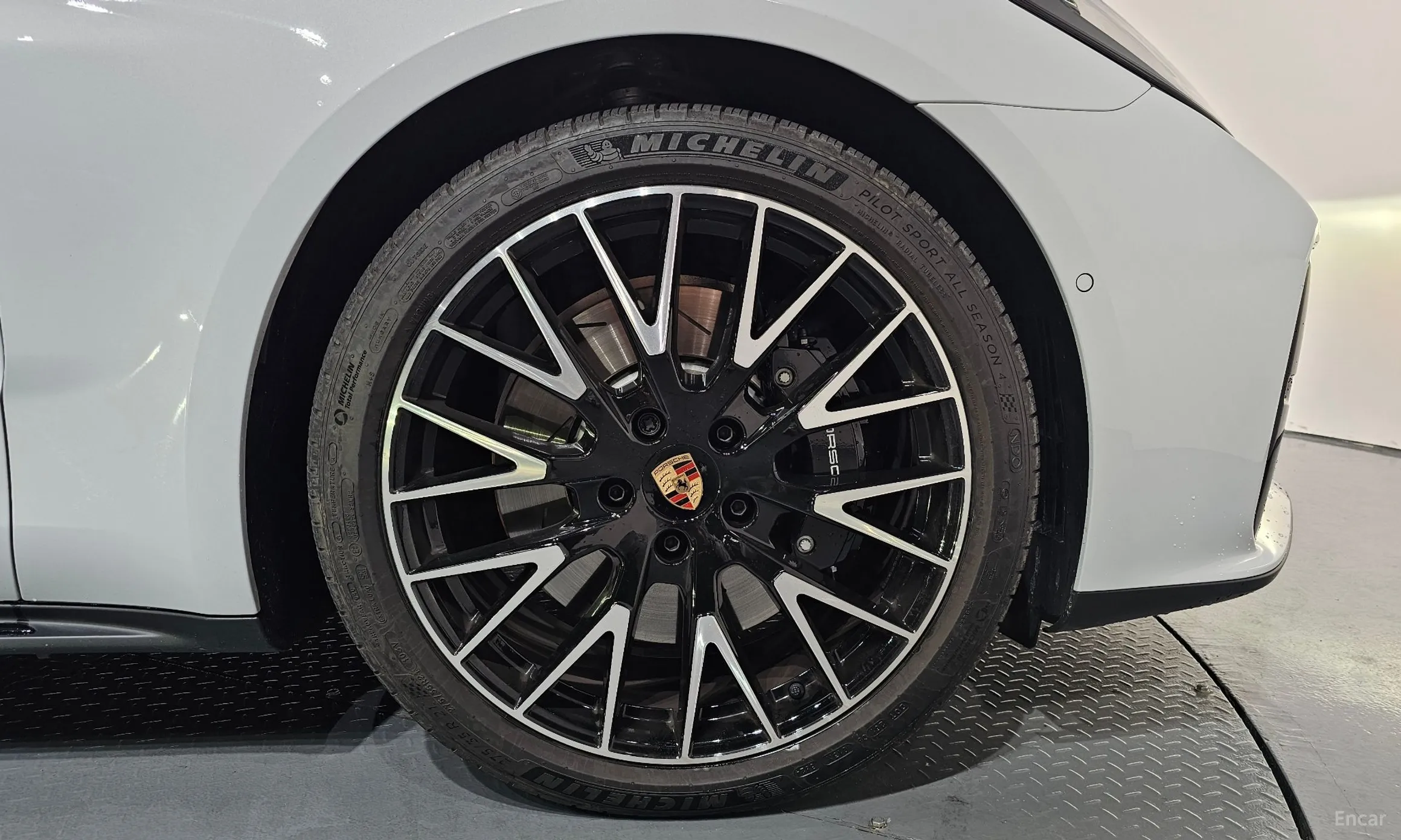 Porsche Panamera (972) превью 5