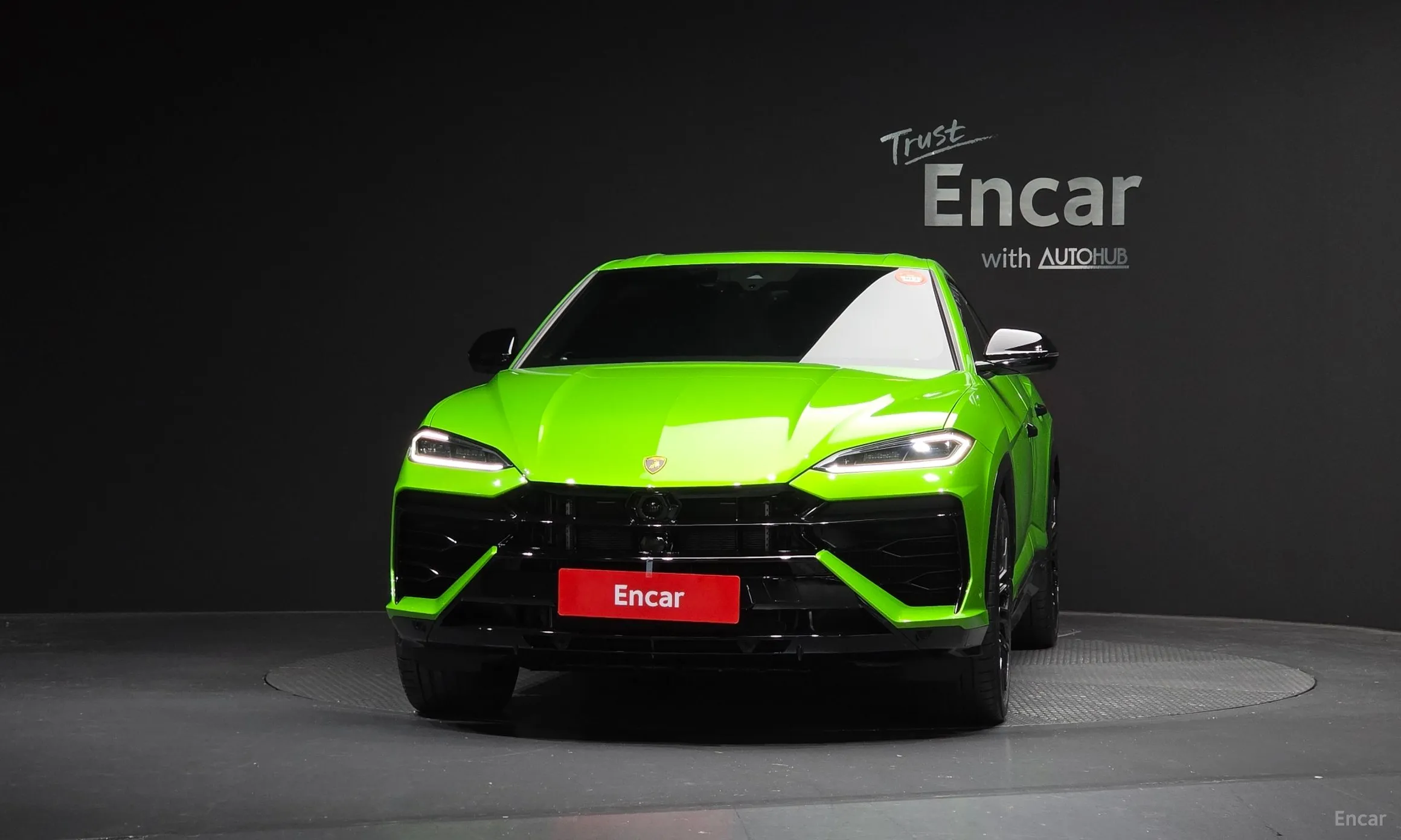 Lamborghini Urus превью 3