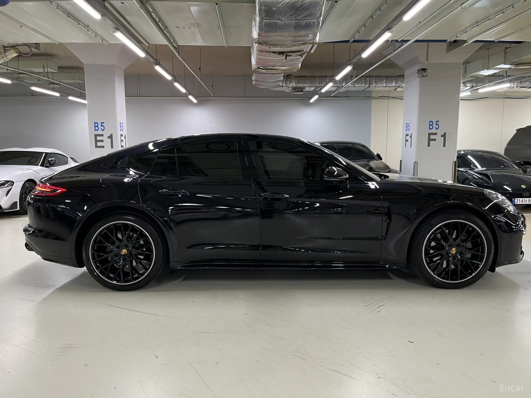 Porsche Panamera (971) превью 4