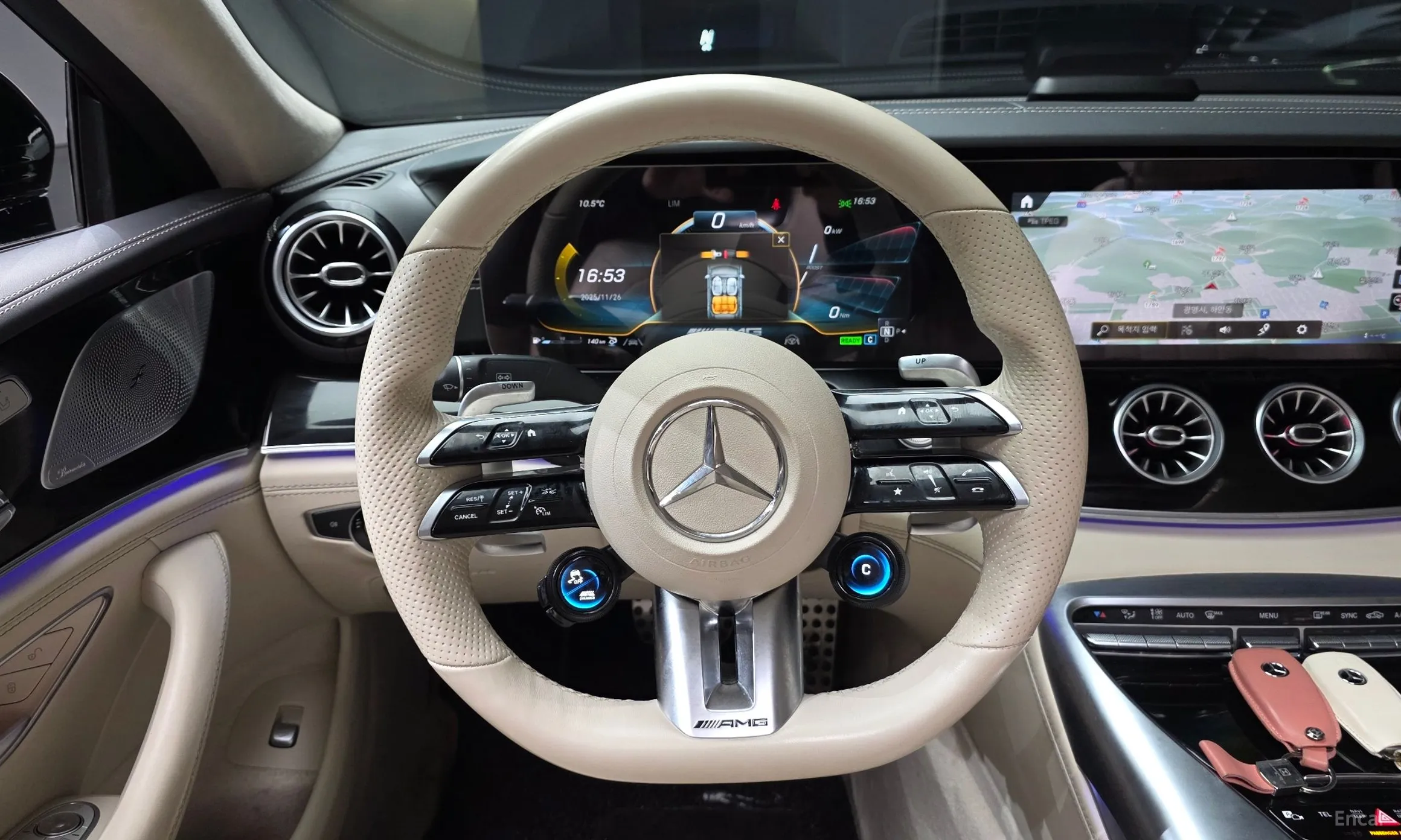 Mercedes Benz AMG GT превью 13