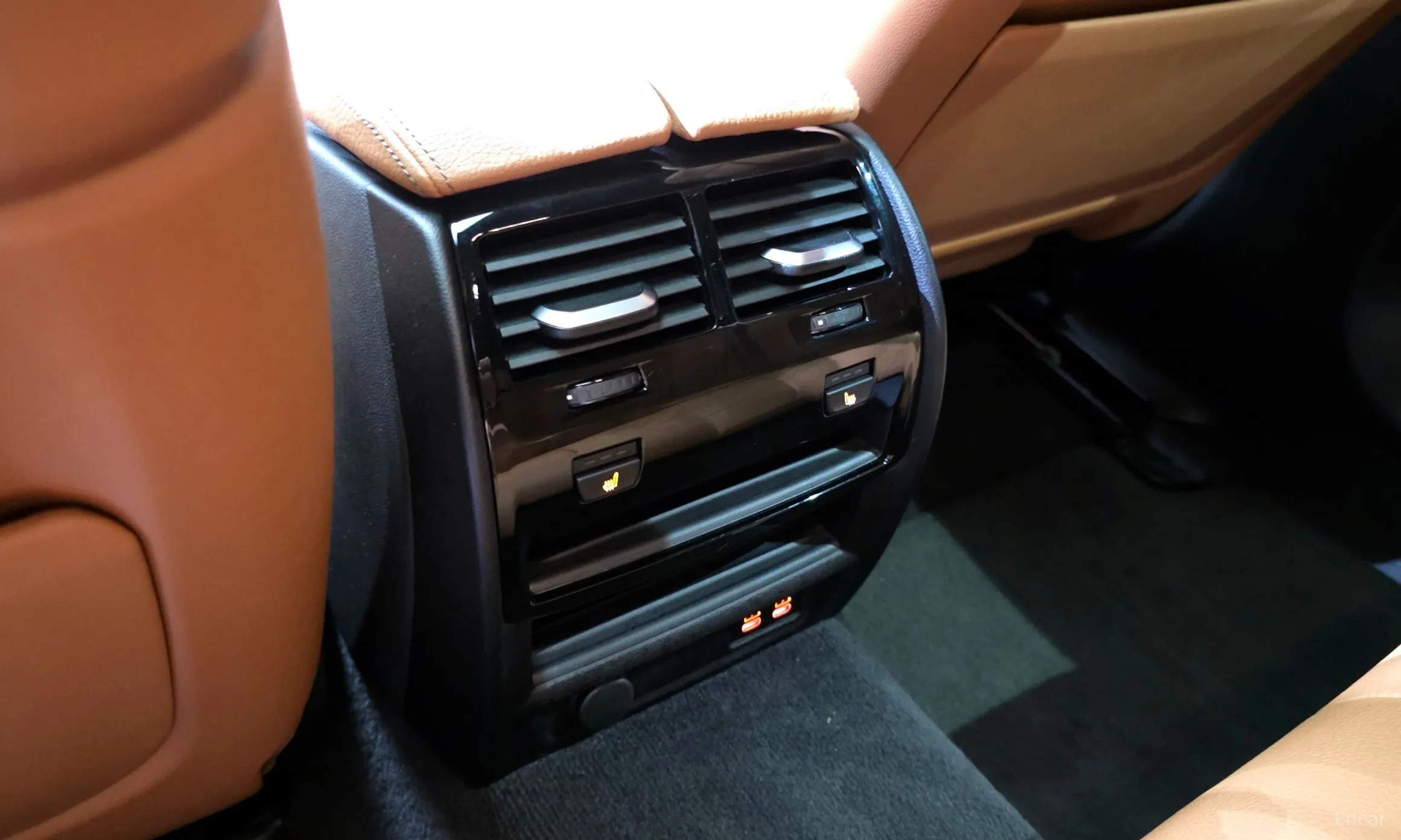 BMW 5 Series (G30) превью 18