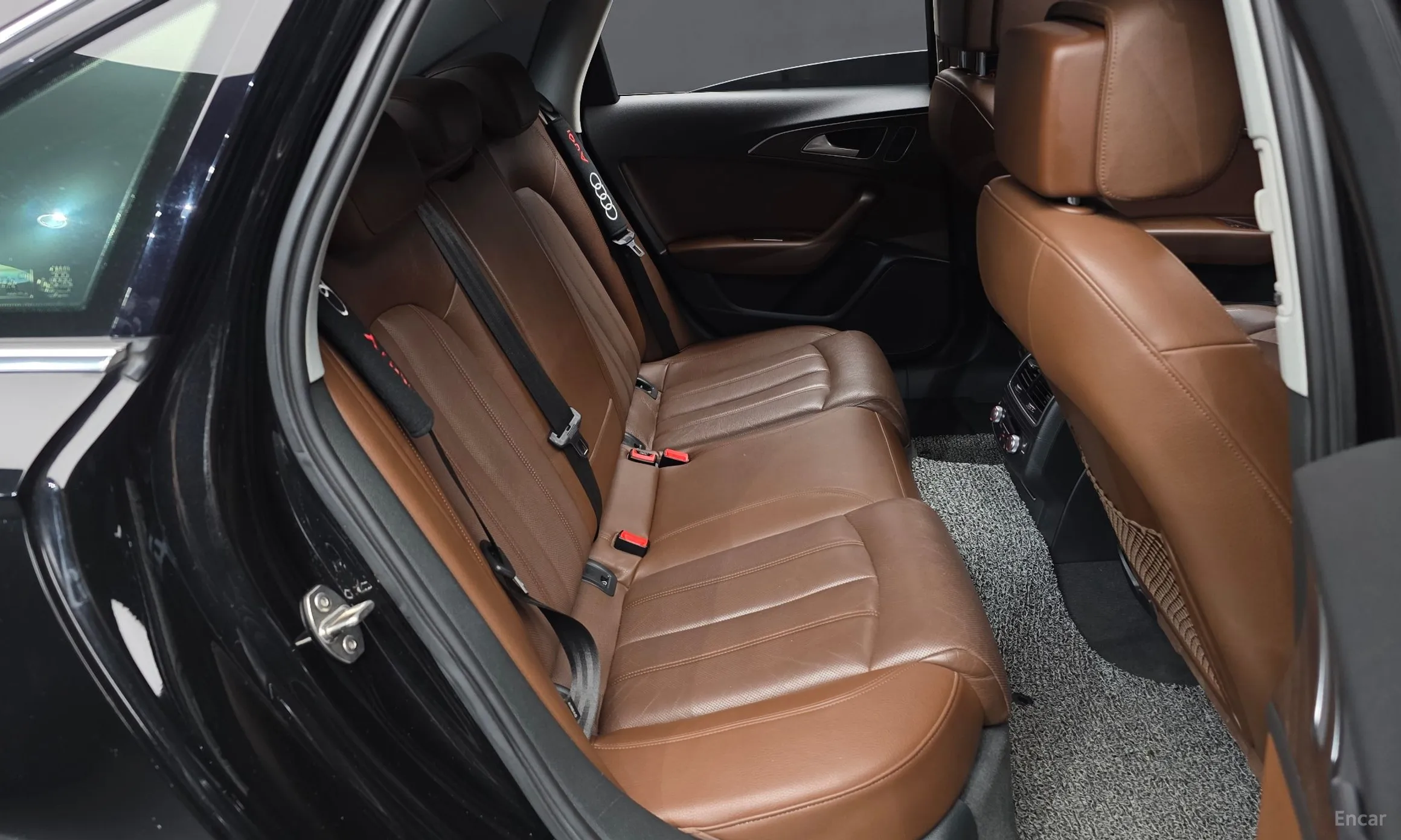 Audi New A6 превью 12