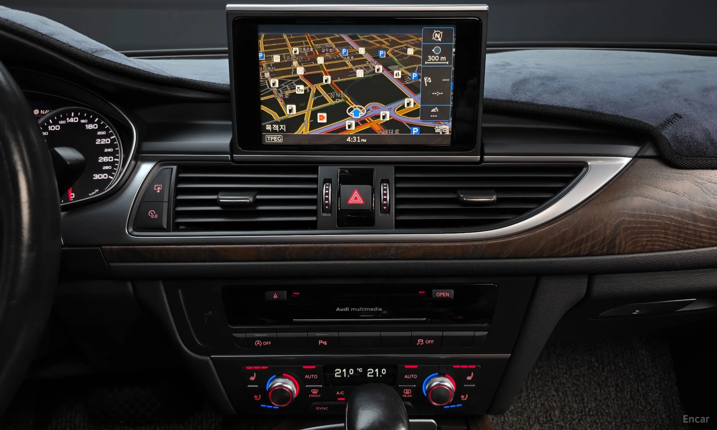 Audi New A6 превью 14