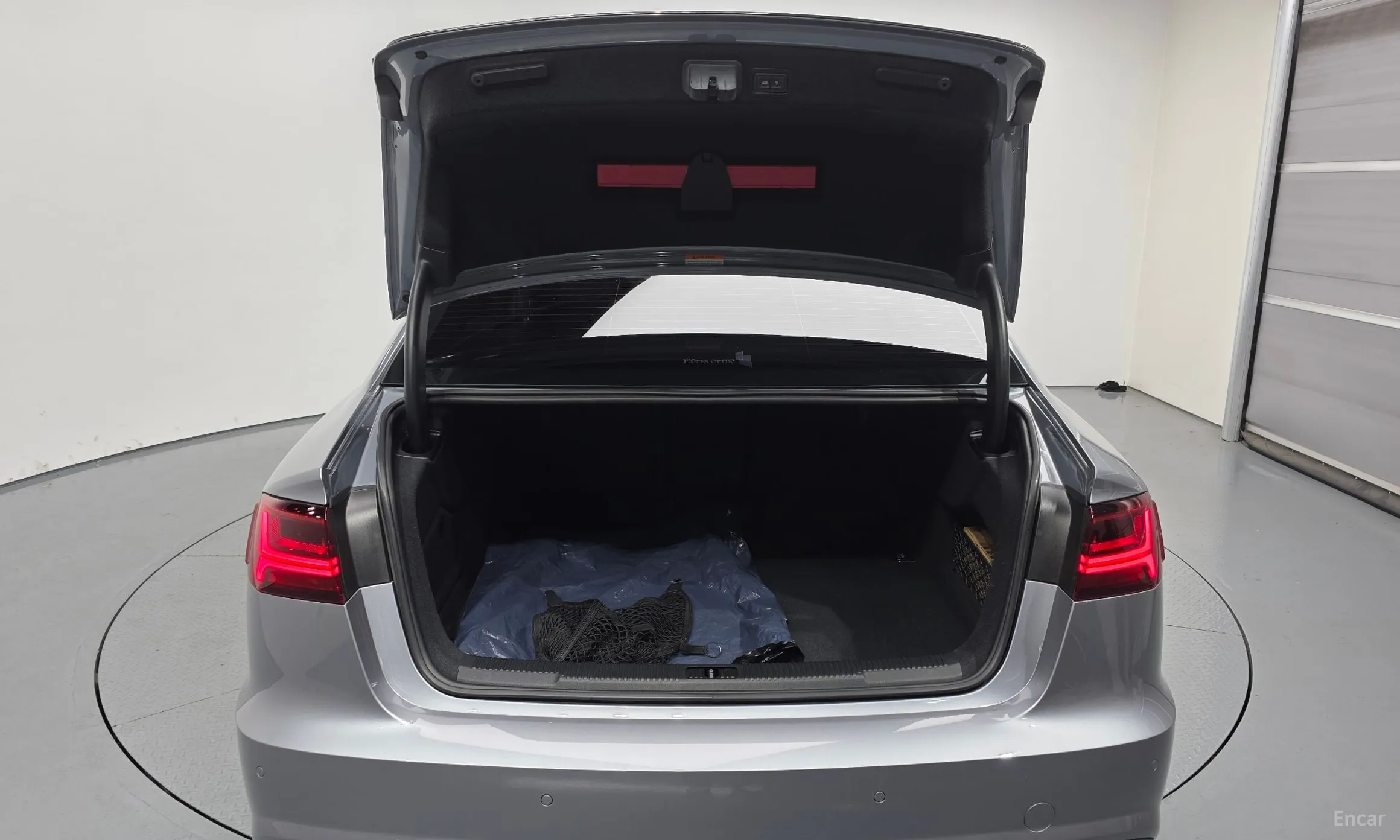 Audi New A6 превью 20