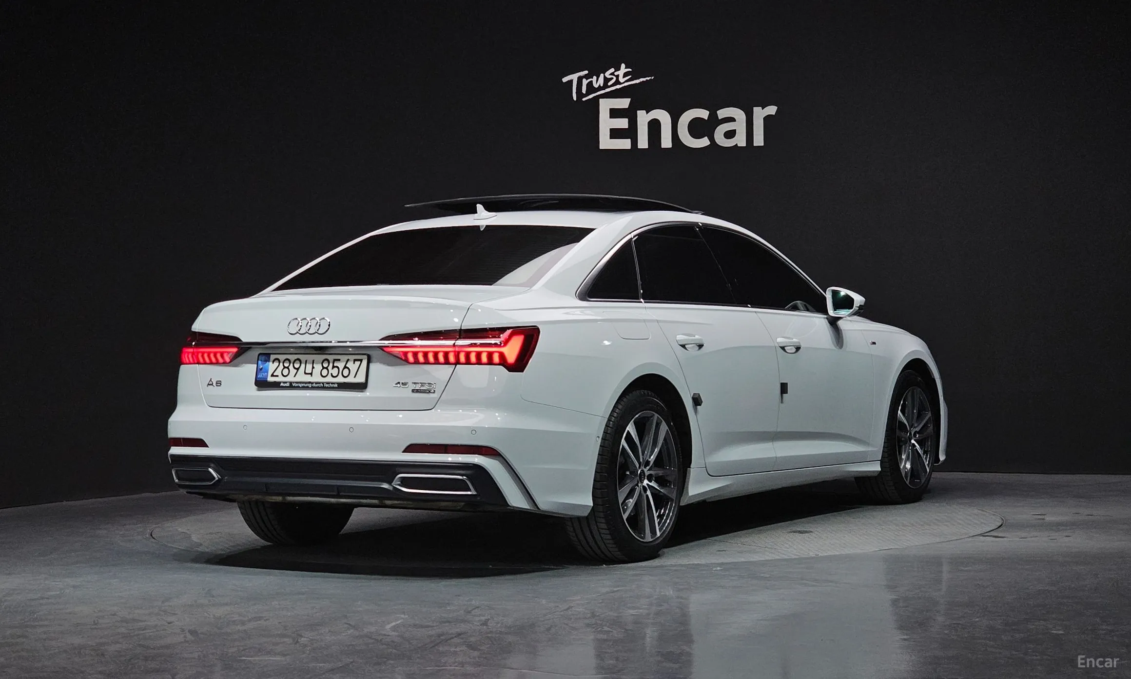 Audi A6 (C8)