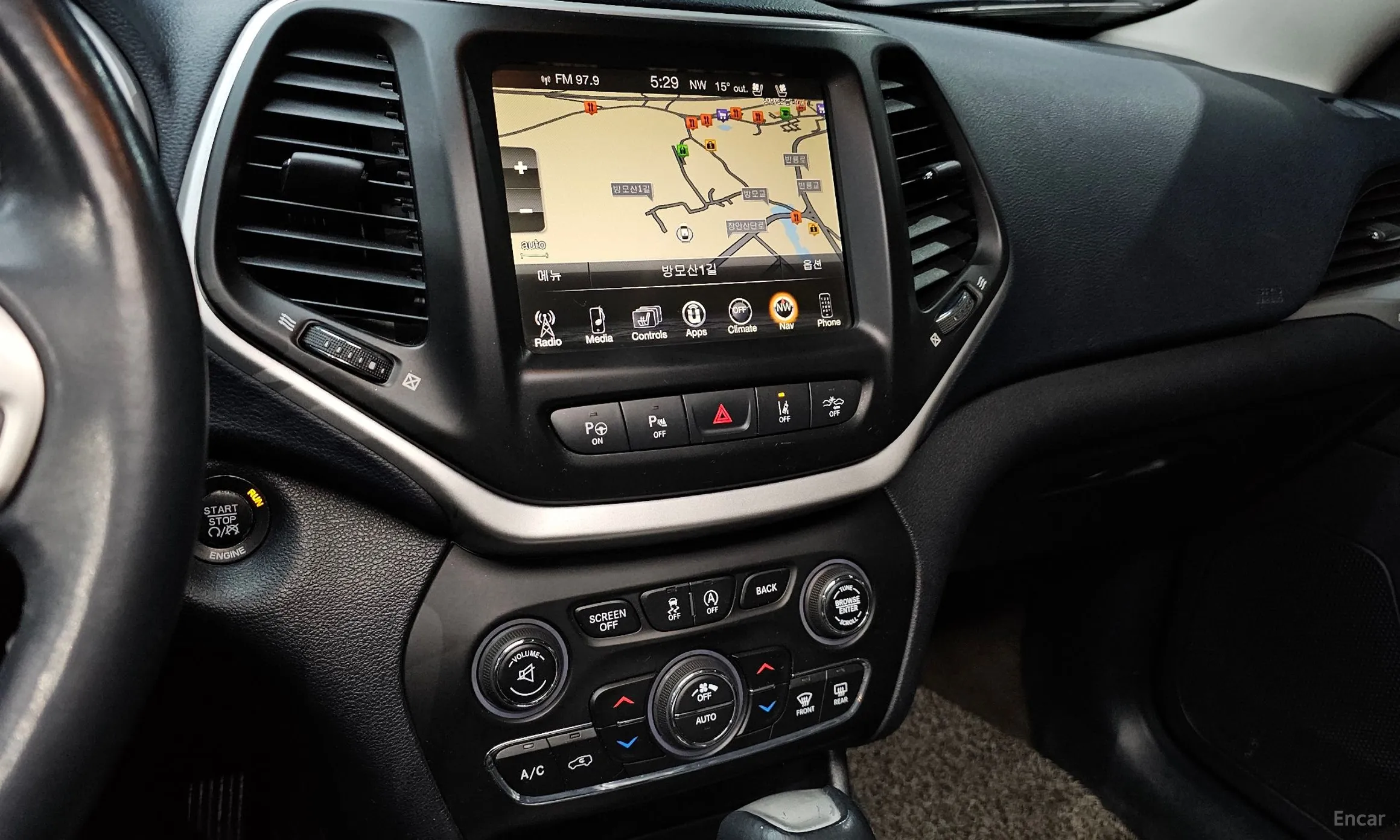 Jeep Cherokee (KL) превью 15