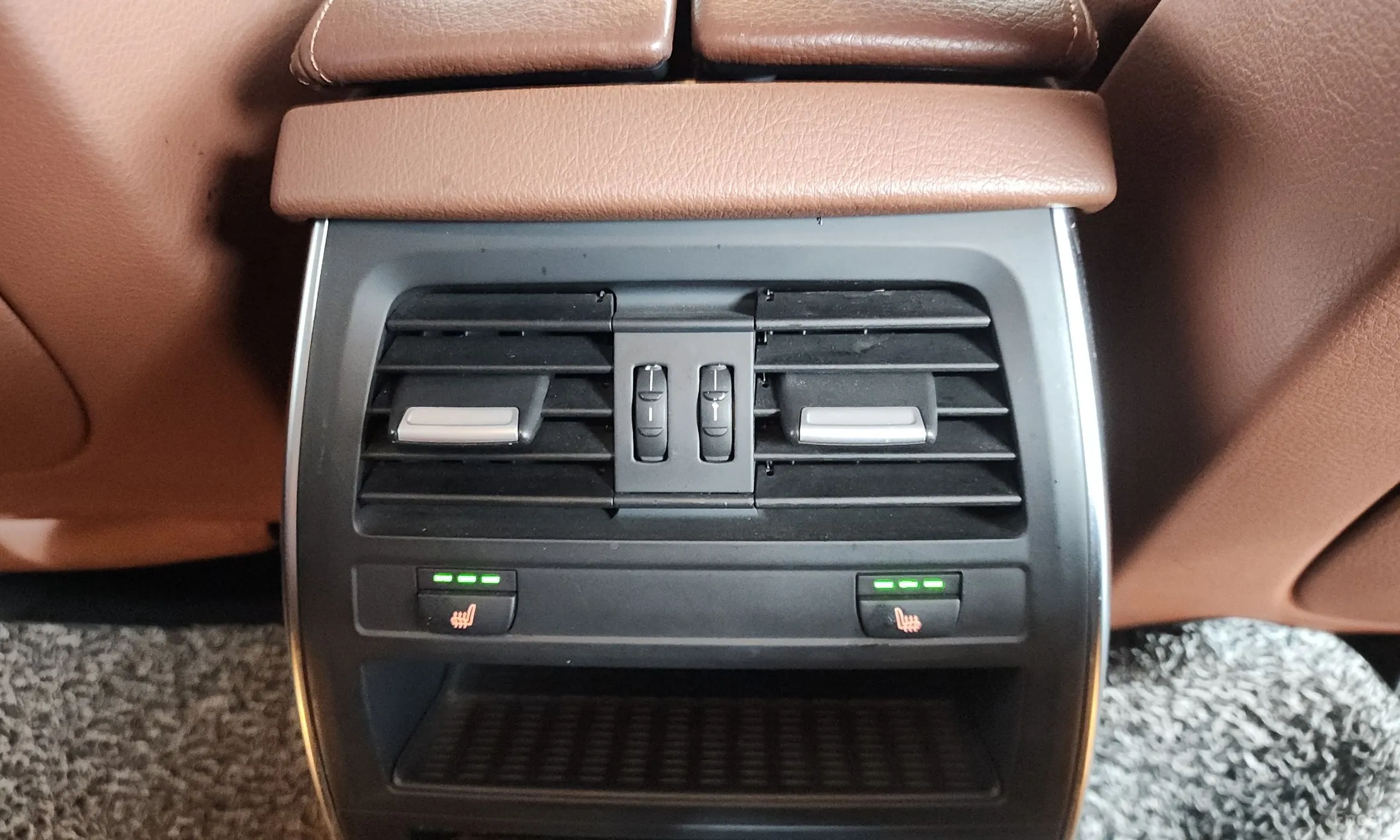 BMW 5 Series GT (F07) превью 19