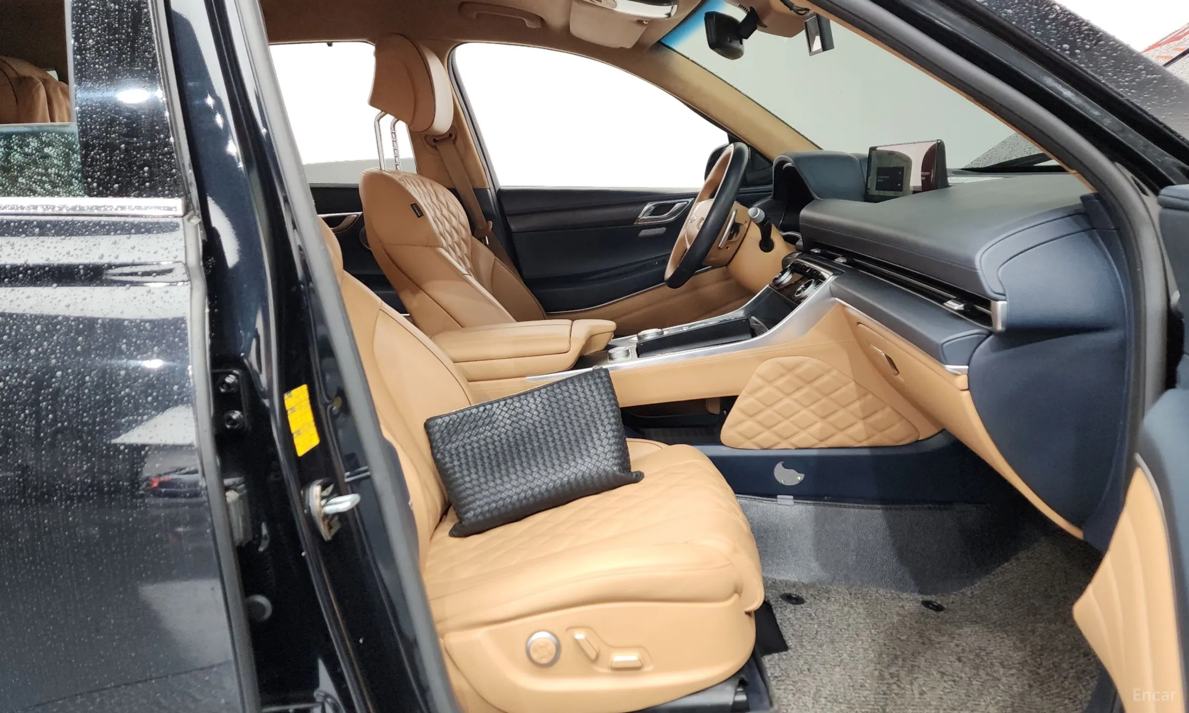 Genesis GV80 превью 11