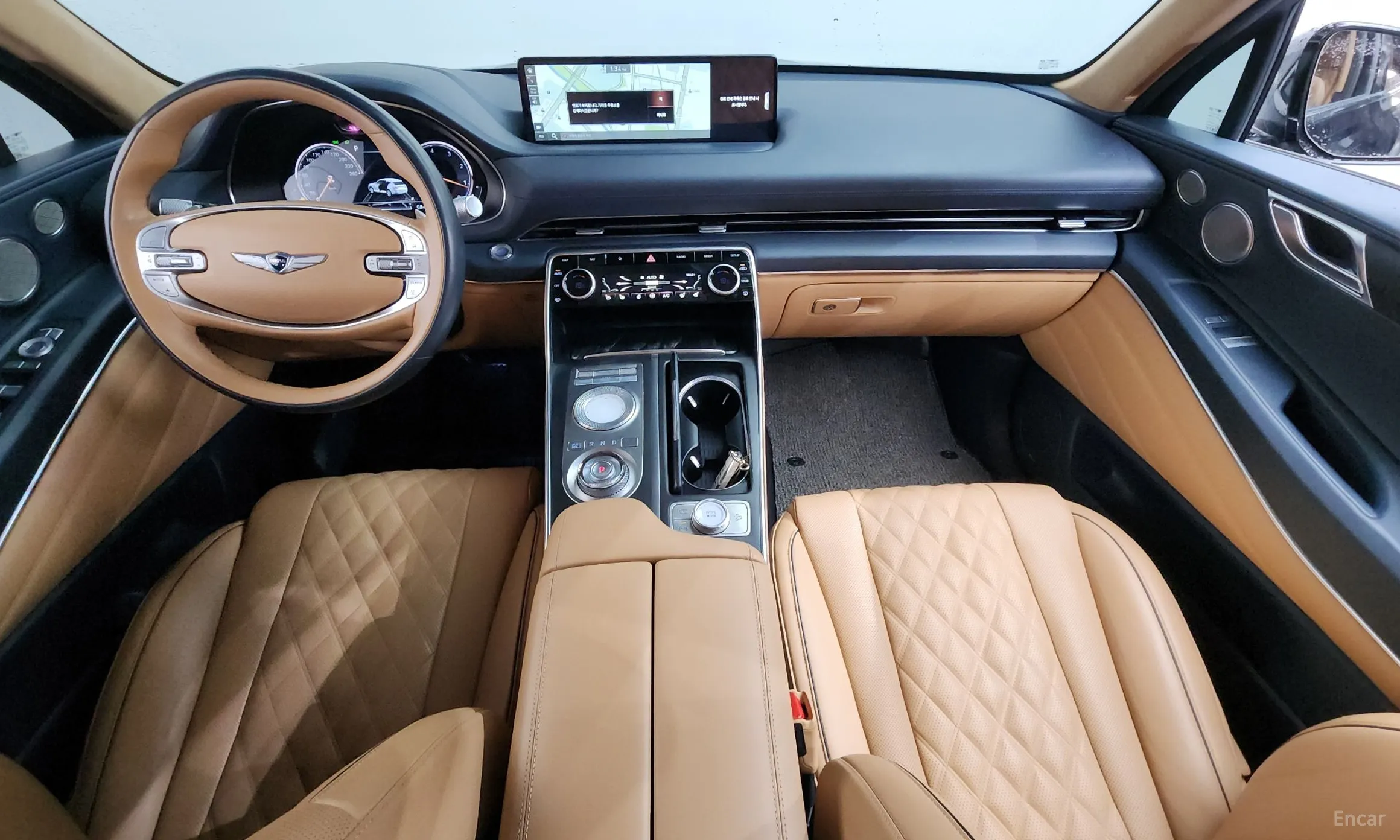 Genesis GV80 превью 7