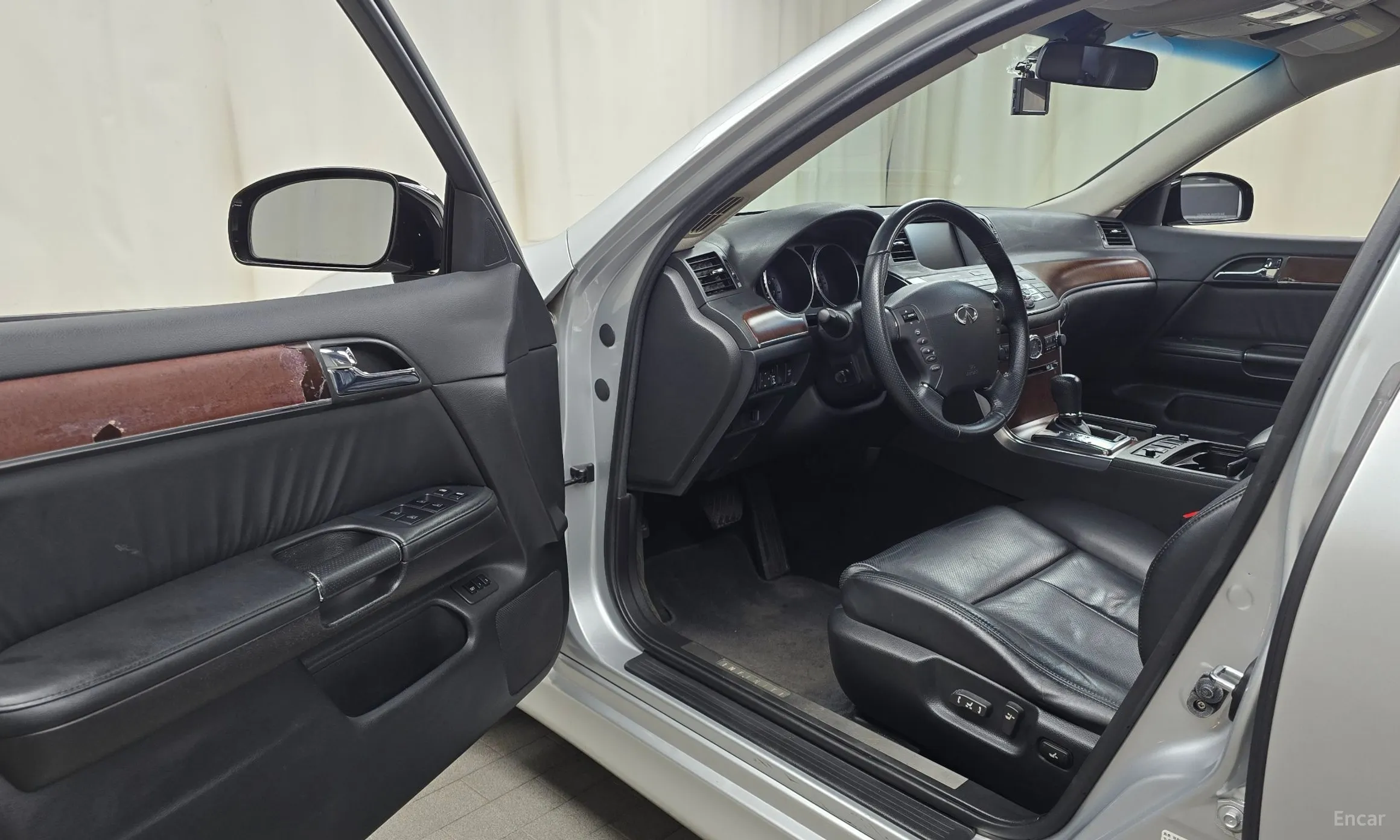 Infiniti M35 превью 11