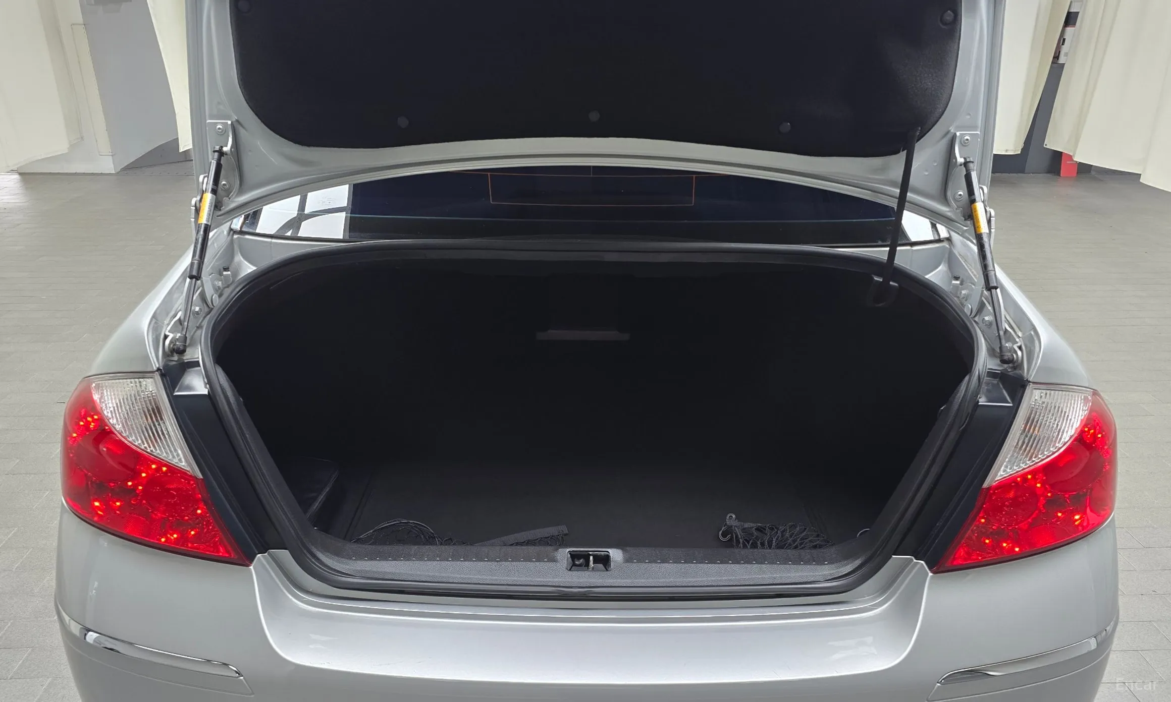 Infiniti M35 превью 20