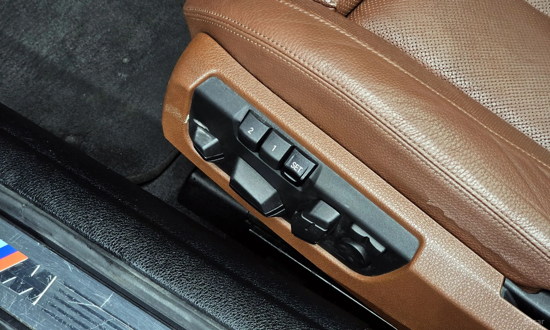 BMW 6 Series (F12) превью 17