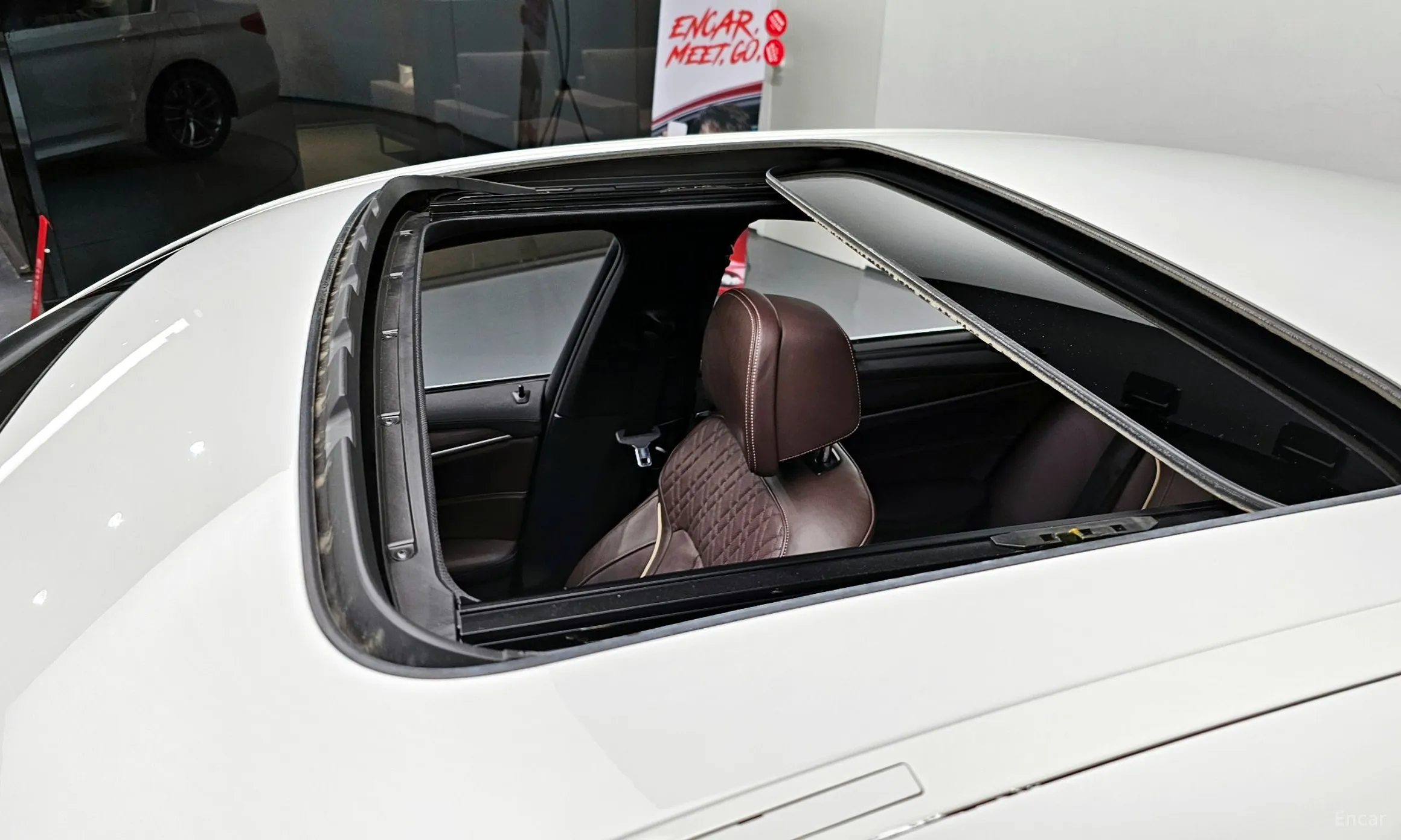 BMW 5 Series (G30) превью 18