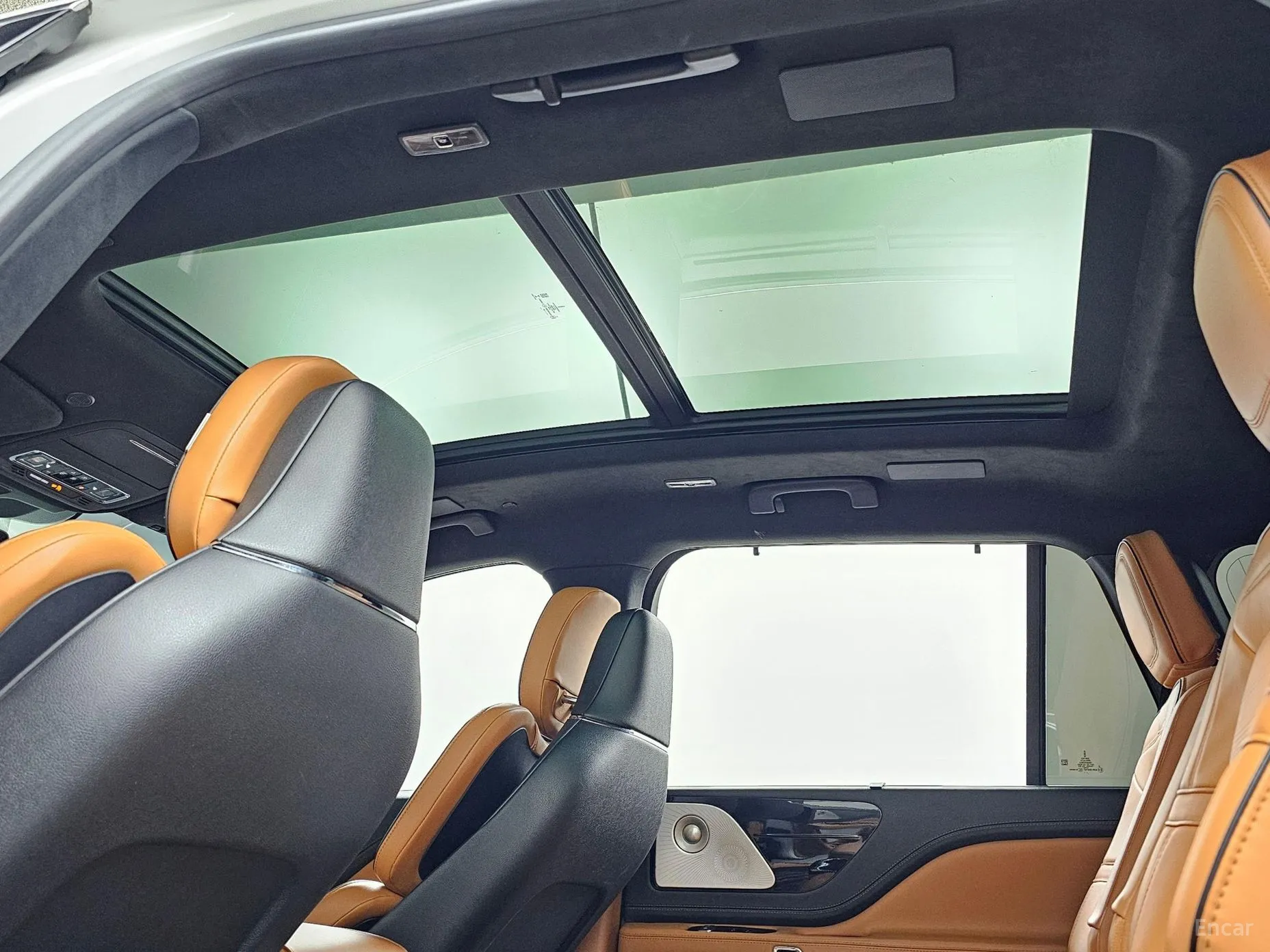 Lincoln Aviator 2nd Generation превью 19