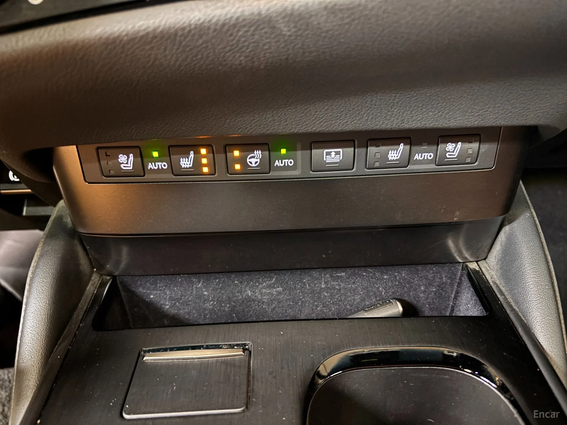 Lexus ES300h 7th Generation превью 14