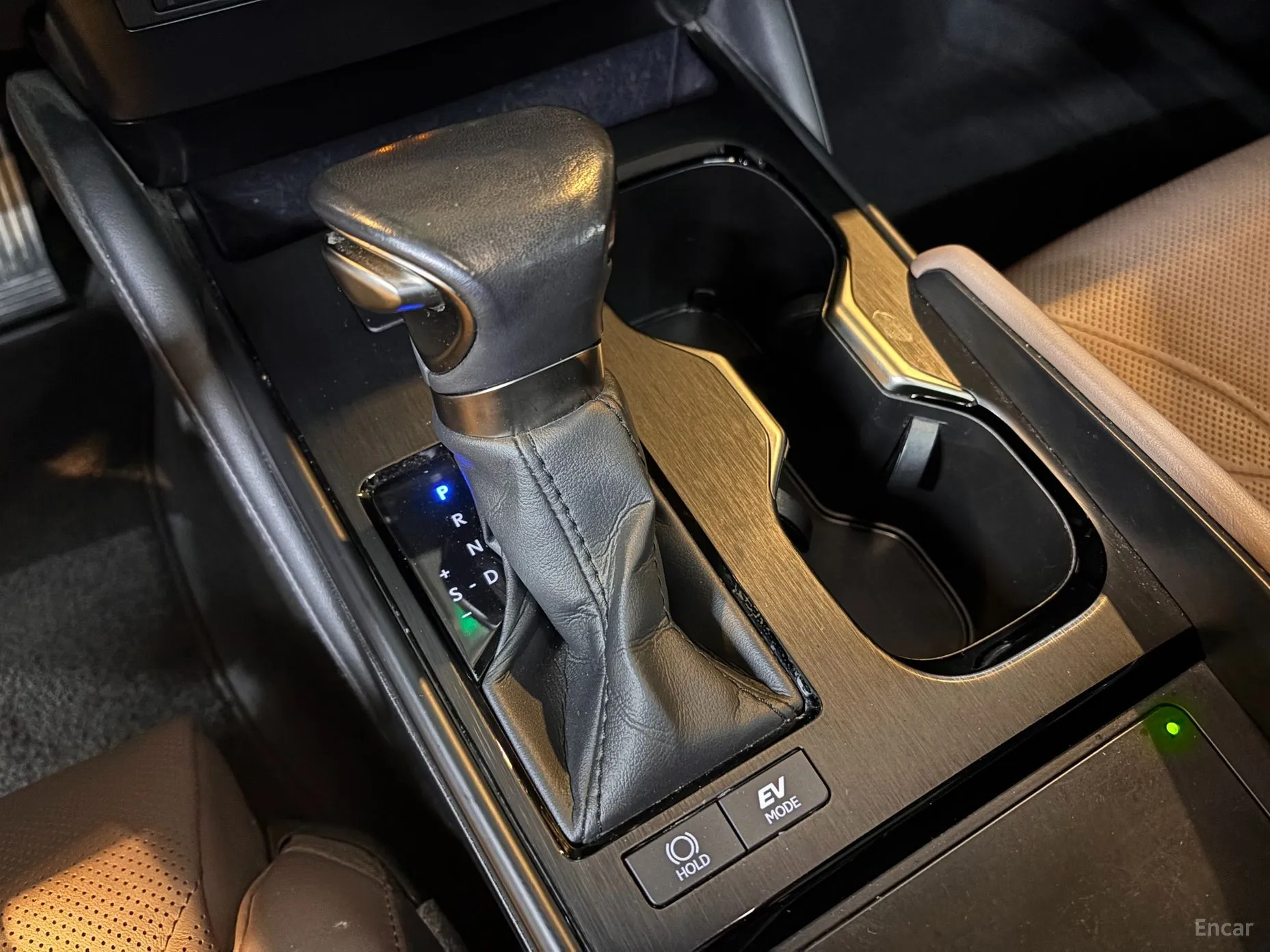 Lexus ES300h 7th Generation превью 9