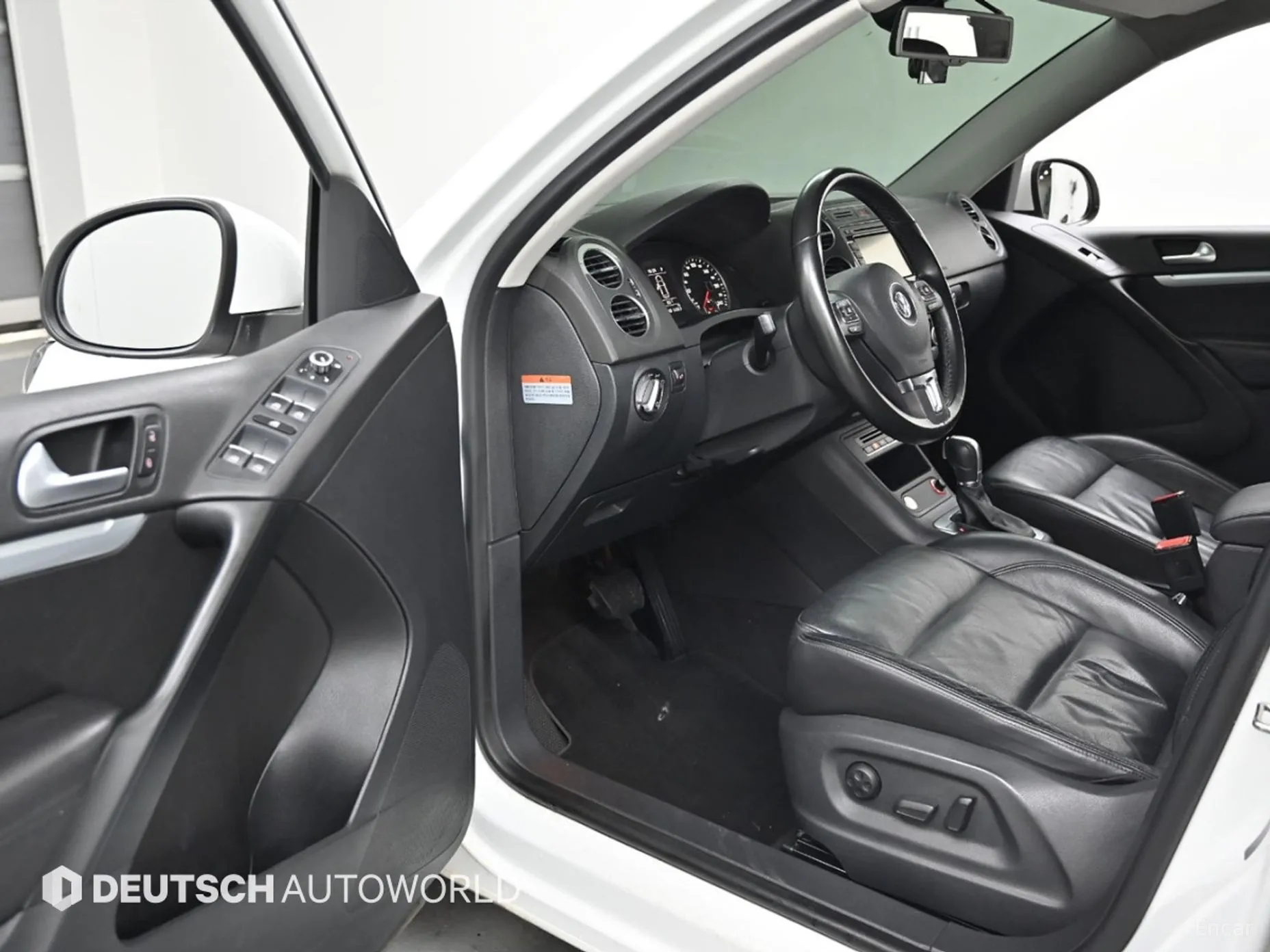 Volkswagen New Tiguan превью 11