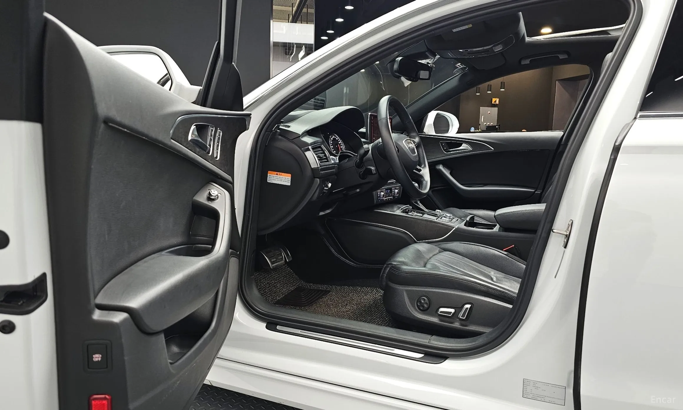 Audi New A6 превью 10
