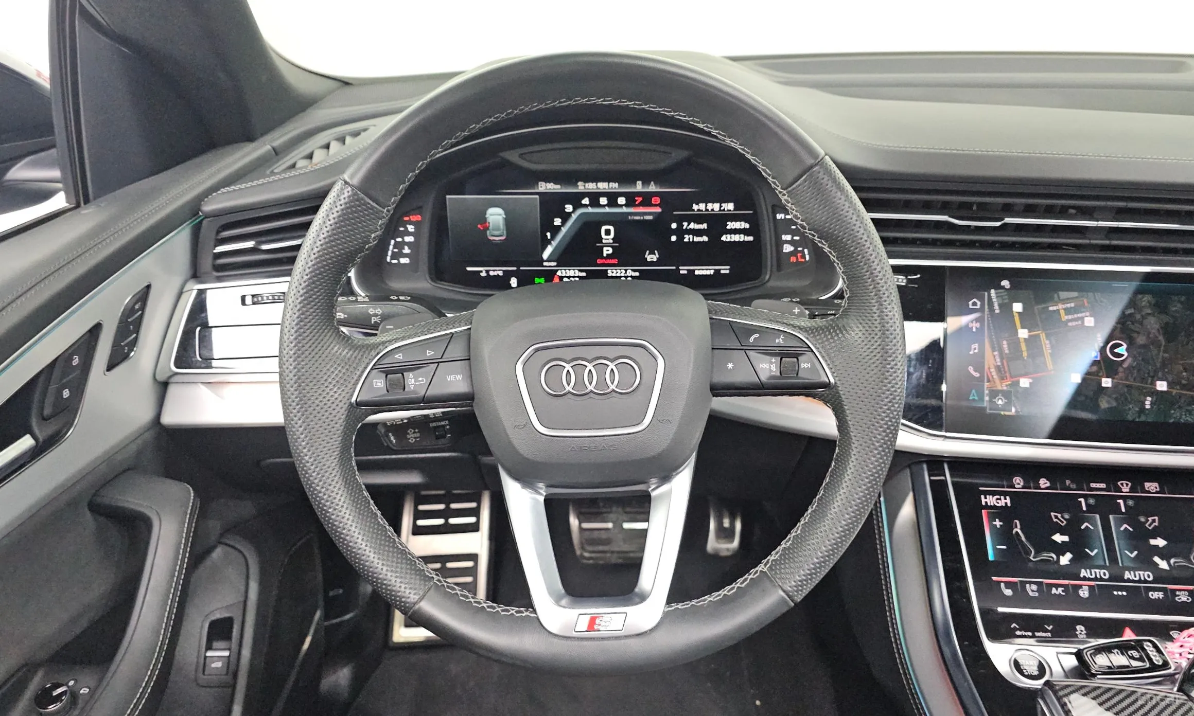 Audi Q8 (4M) превью 13