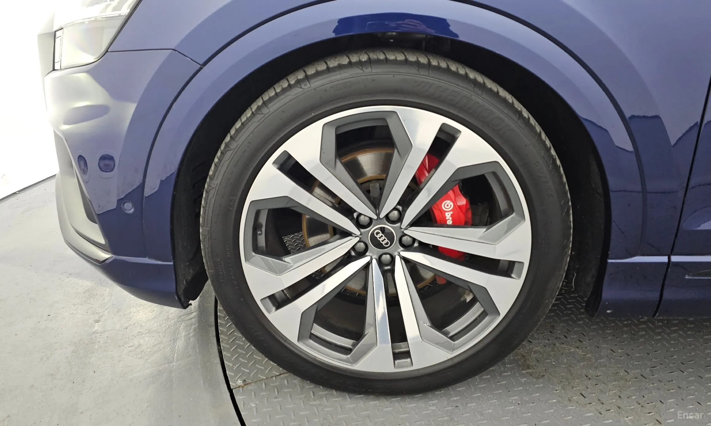 Audi Q8 (4M) превью 5