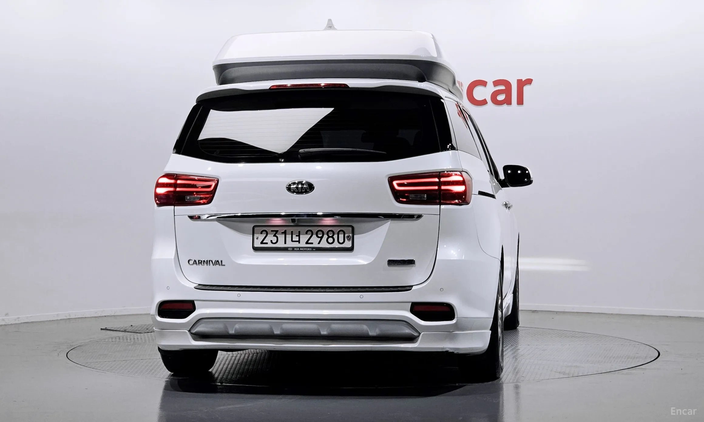 Kia Carnival превью 4