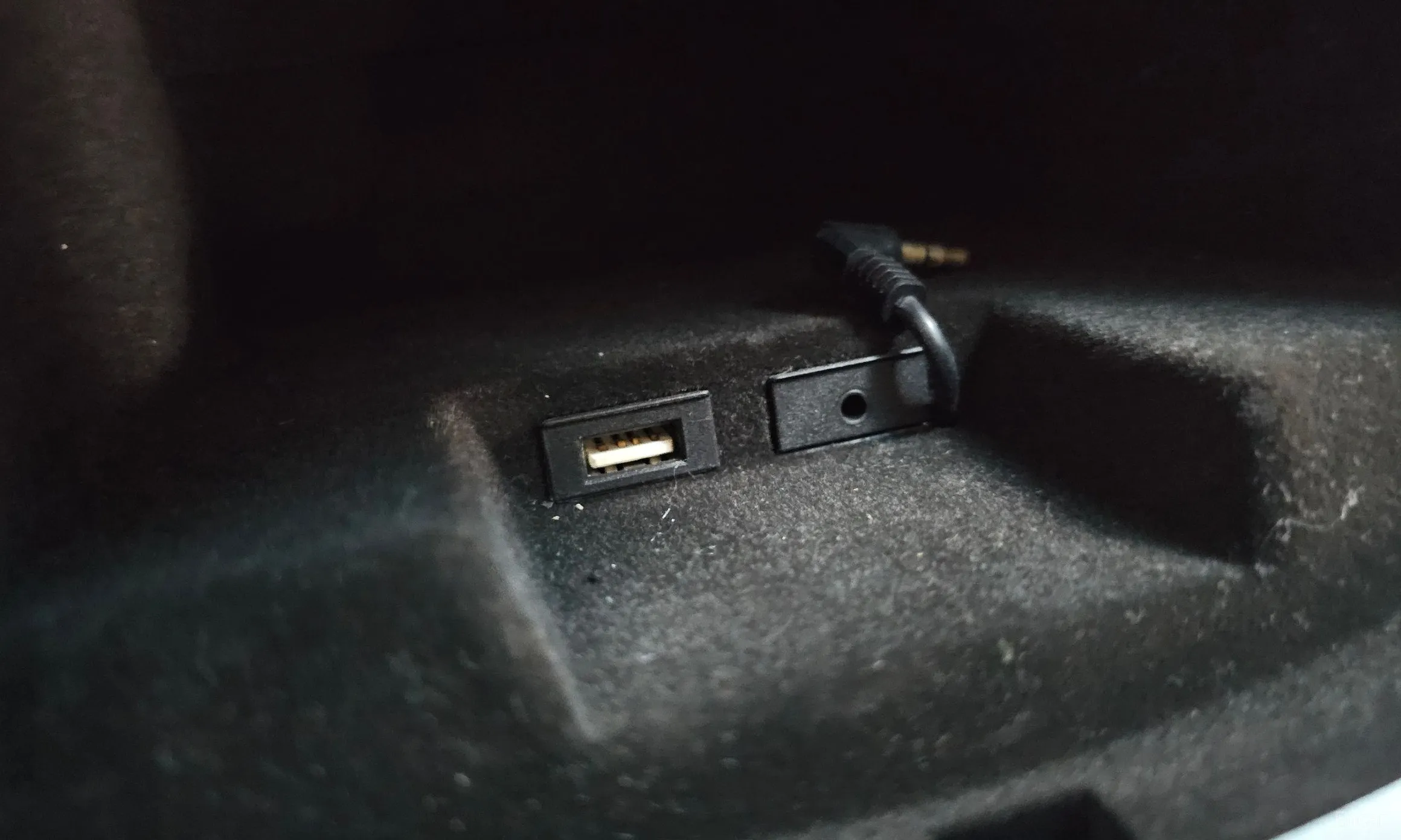 Chevrolet (GM Daewoo) Orlando превью 19