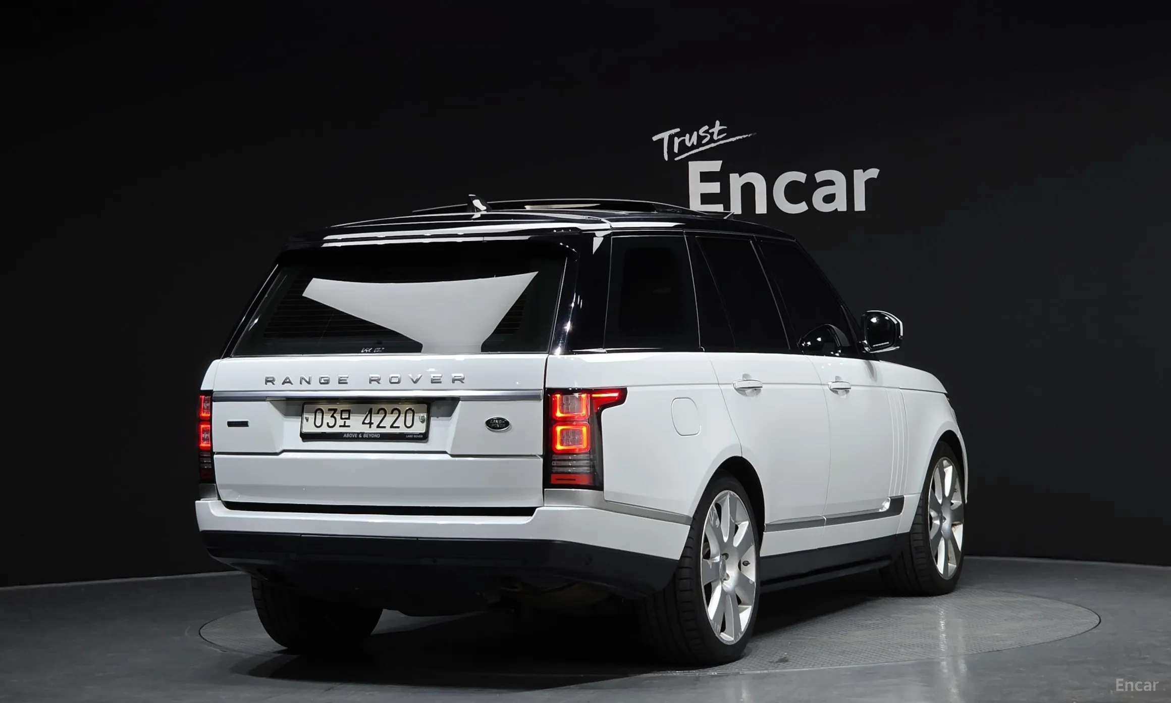 Land Rover Range Rover 4th Generation превью 2