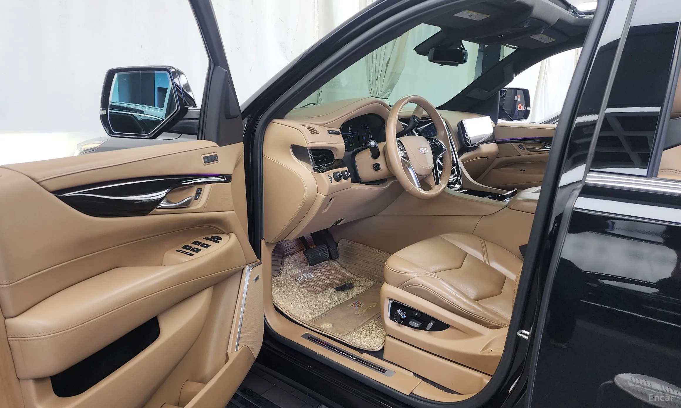 Cadillac Escalade превью 10