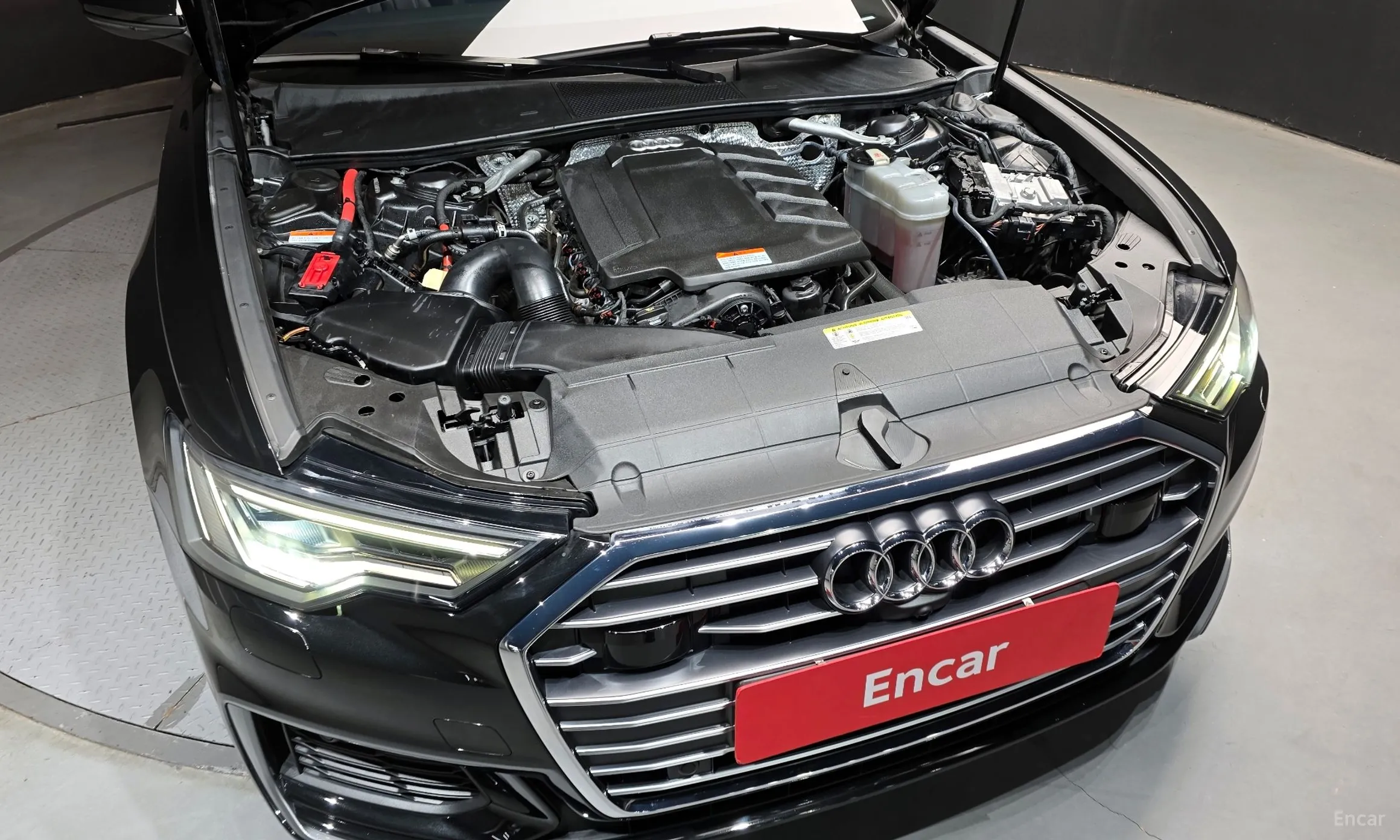 Audi A6 (C8) превью 6