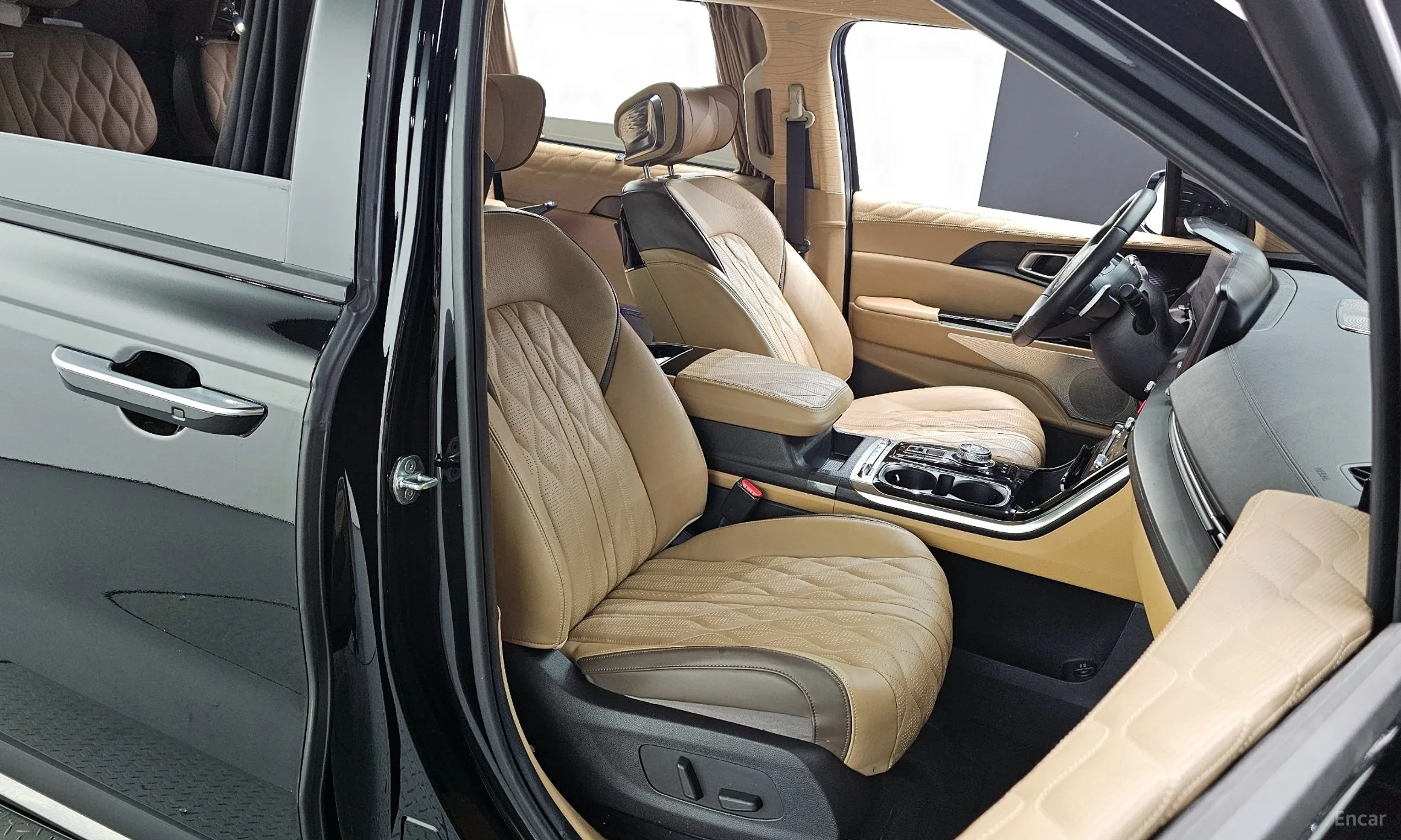 Kia Carnival Gen 4 превью 12