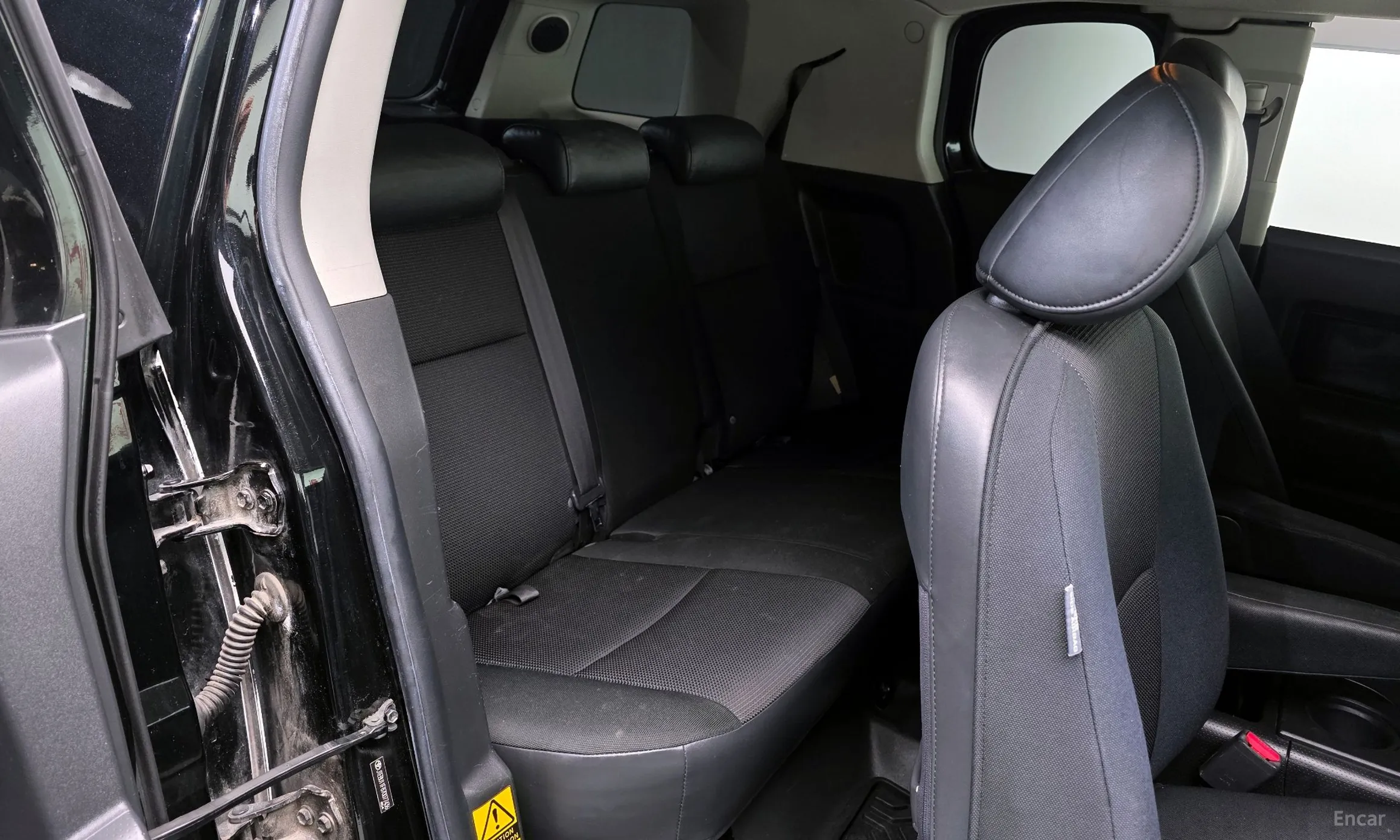 Toyota FJ Cruiser превью 12