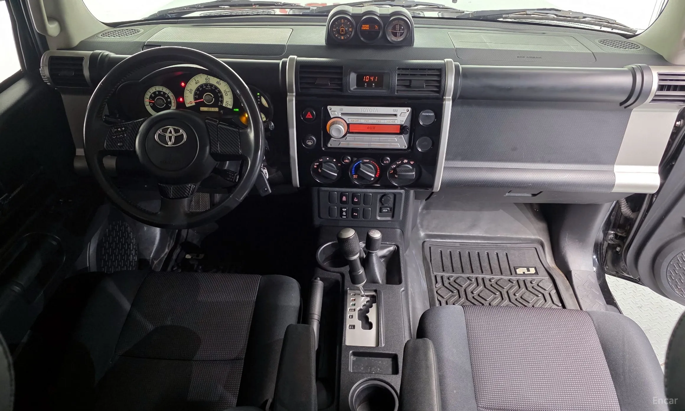 Toyota FJ Cruiser превью 7