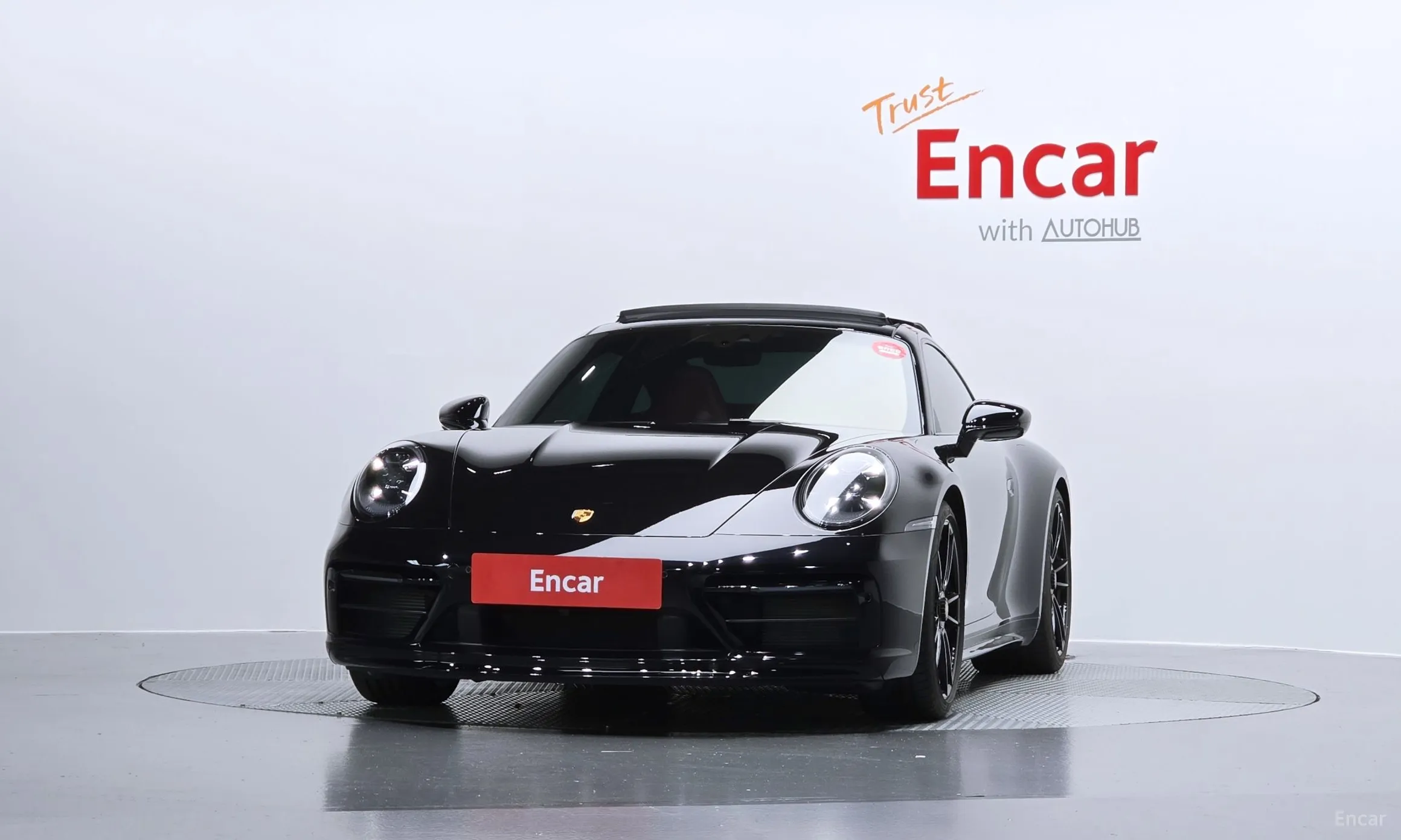 Porsche 911 (992) превью 3