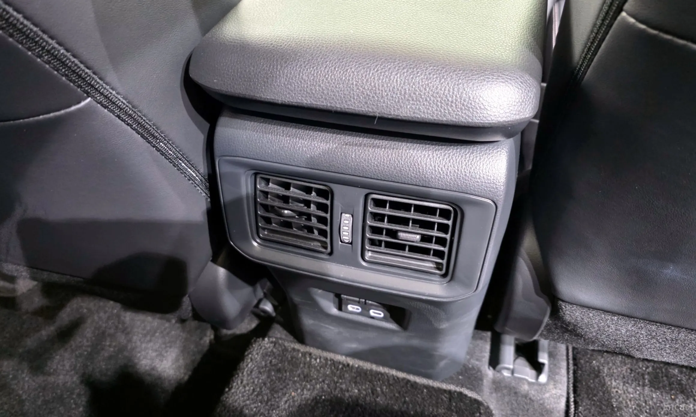 Toyota RAV4 5th Generation превью 19
