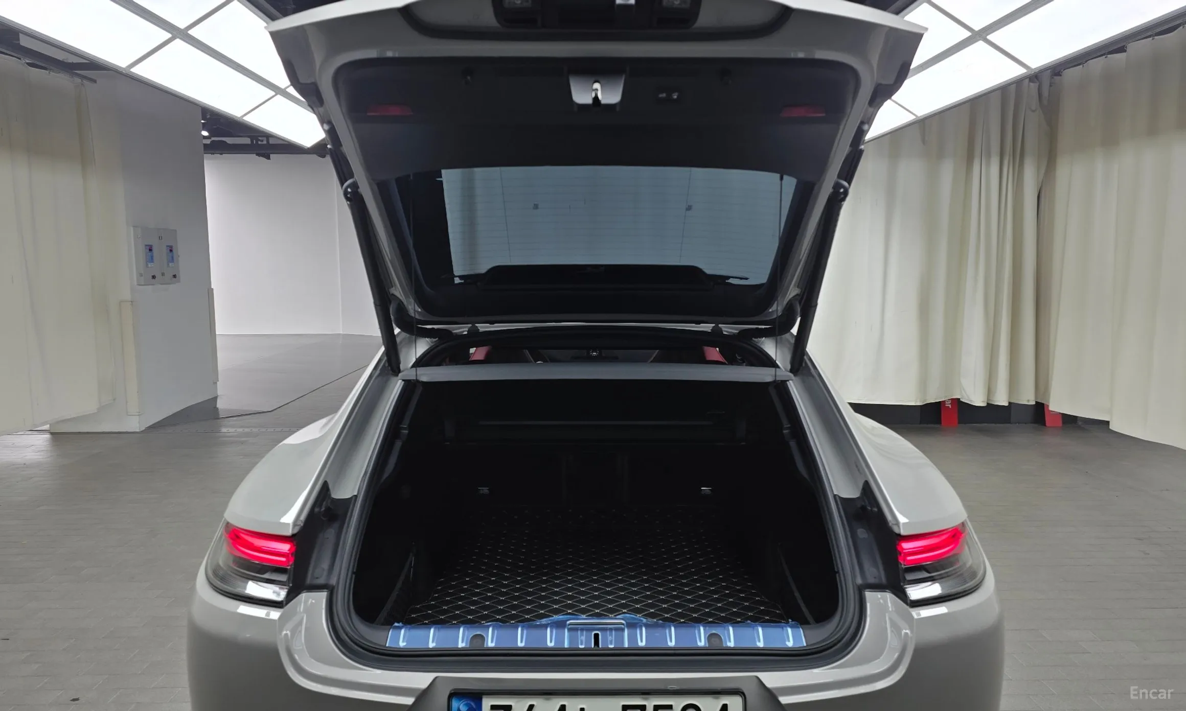 Porsche Panamera (971) превью 20