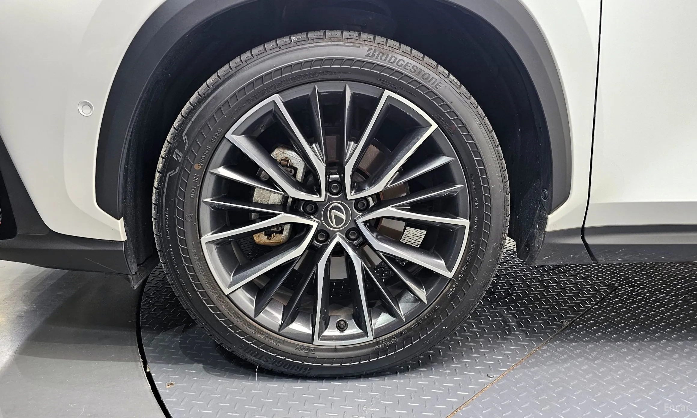 Lexus NX350h Gen 2 превью 5
