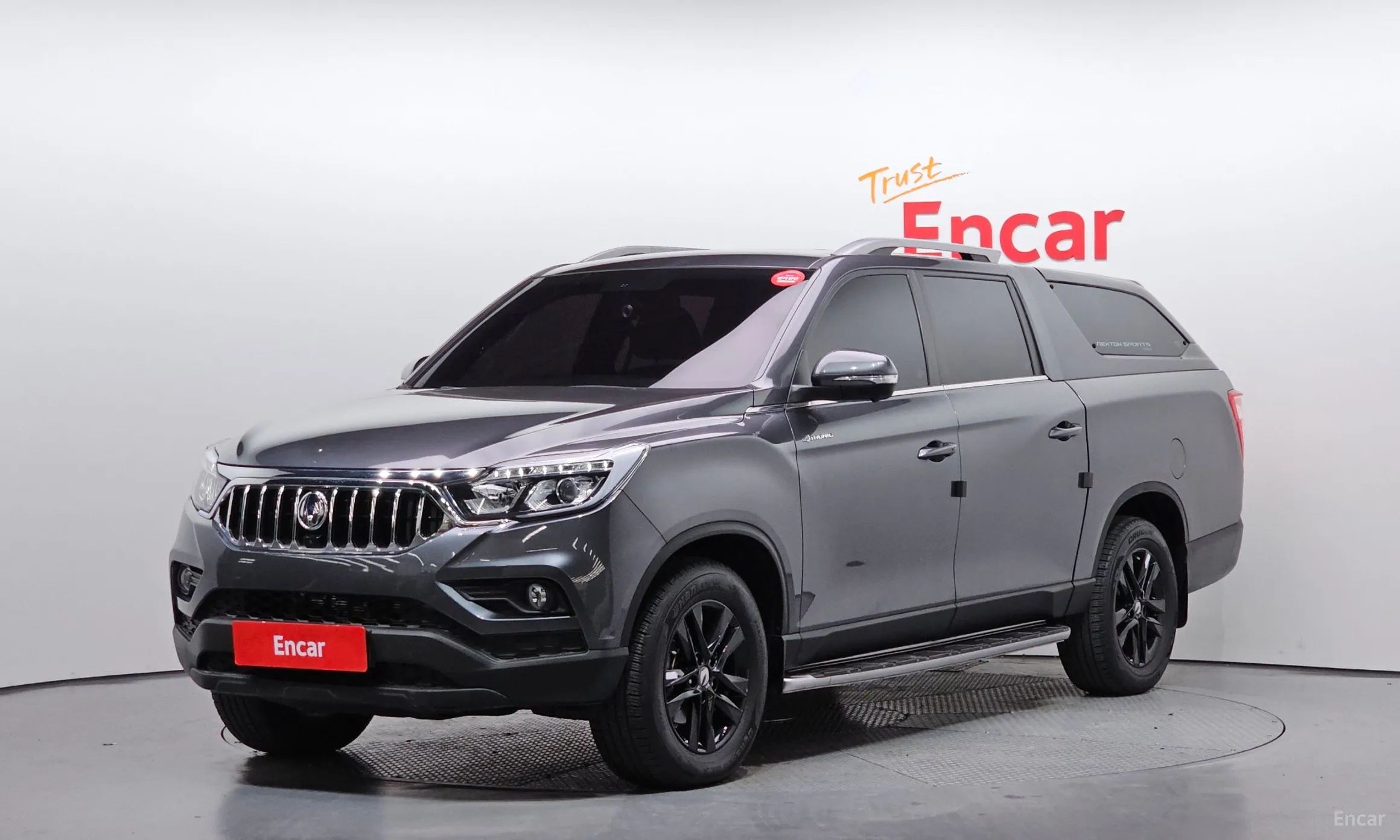 Rexton Sports Khan