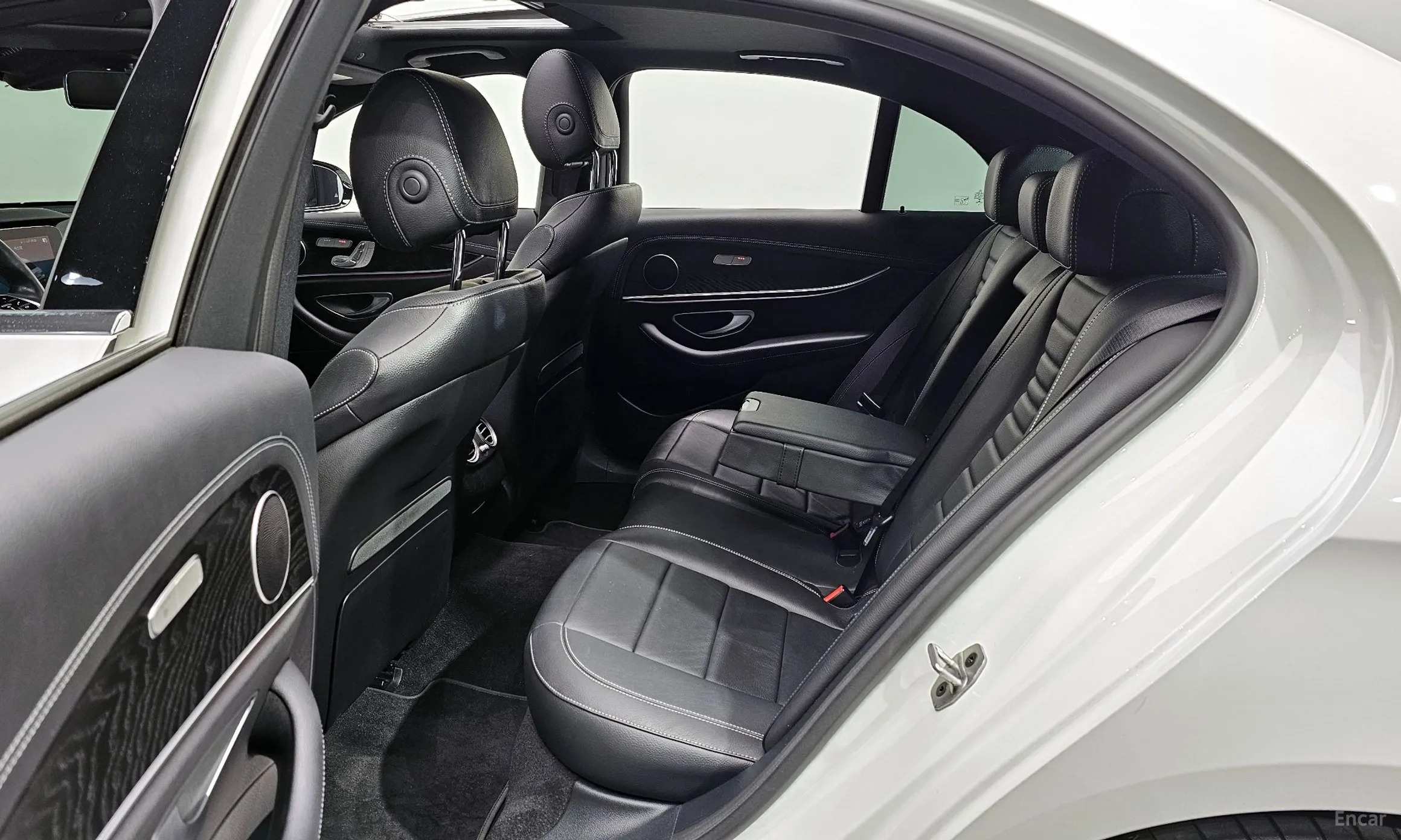 Mercedes Benz E-Class W213 превью 12