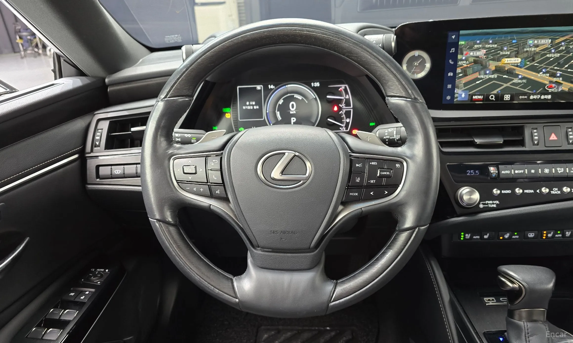 Lexus ES300h 7th Generation превью 13
