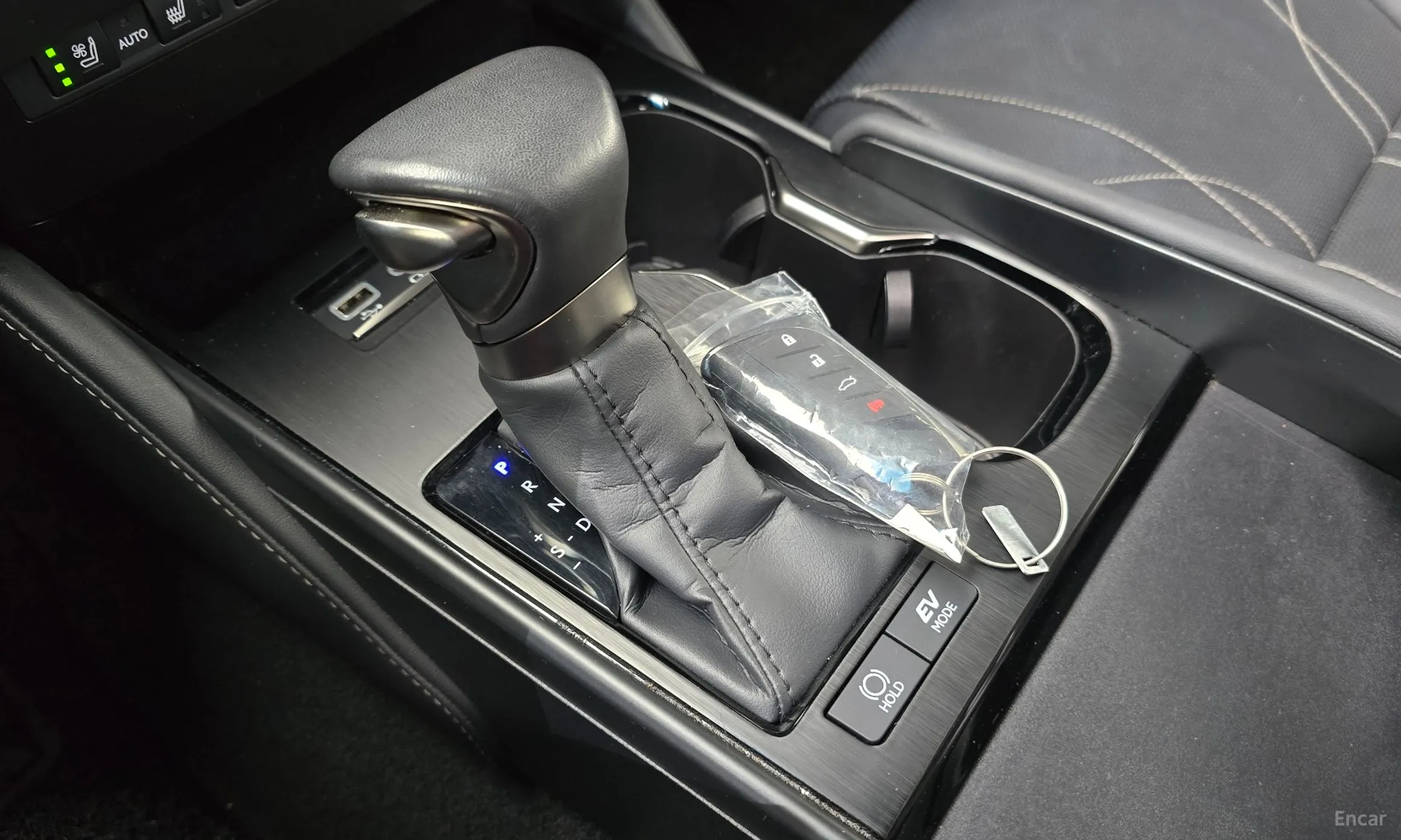 Lexus ES300h 7th Generation превью 9