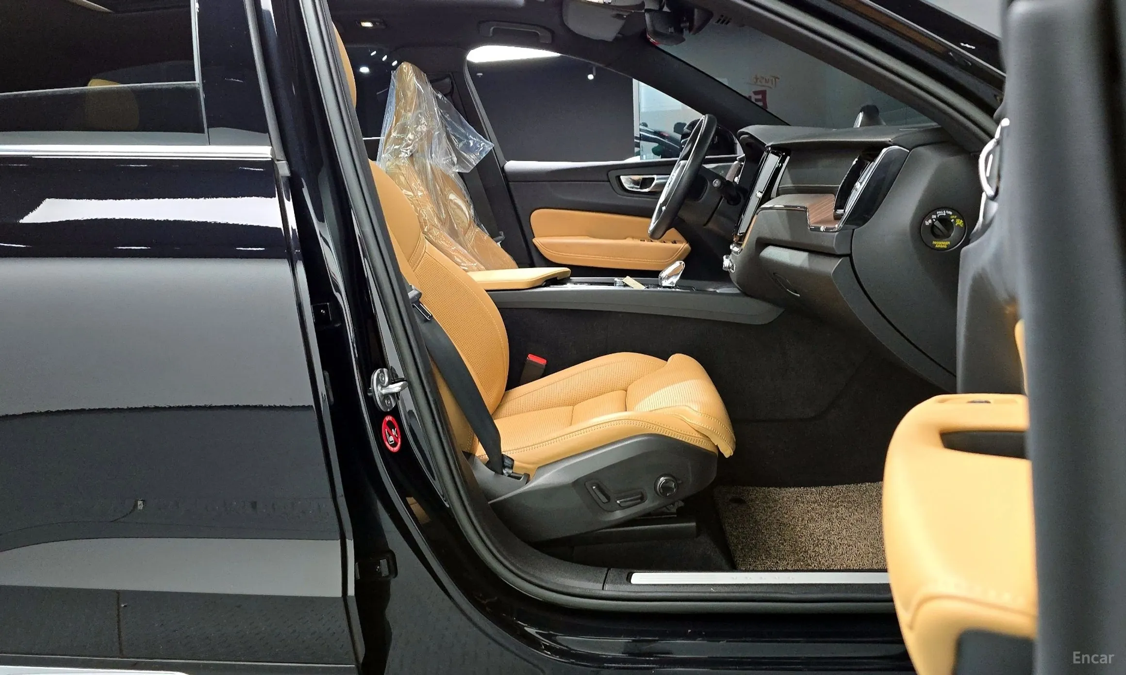 Volvo XC60 Gen 2 превью 10