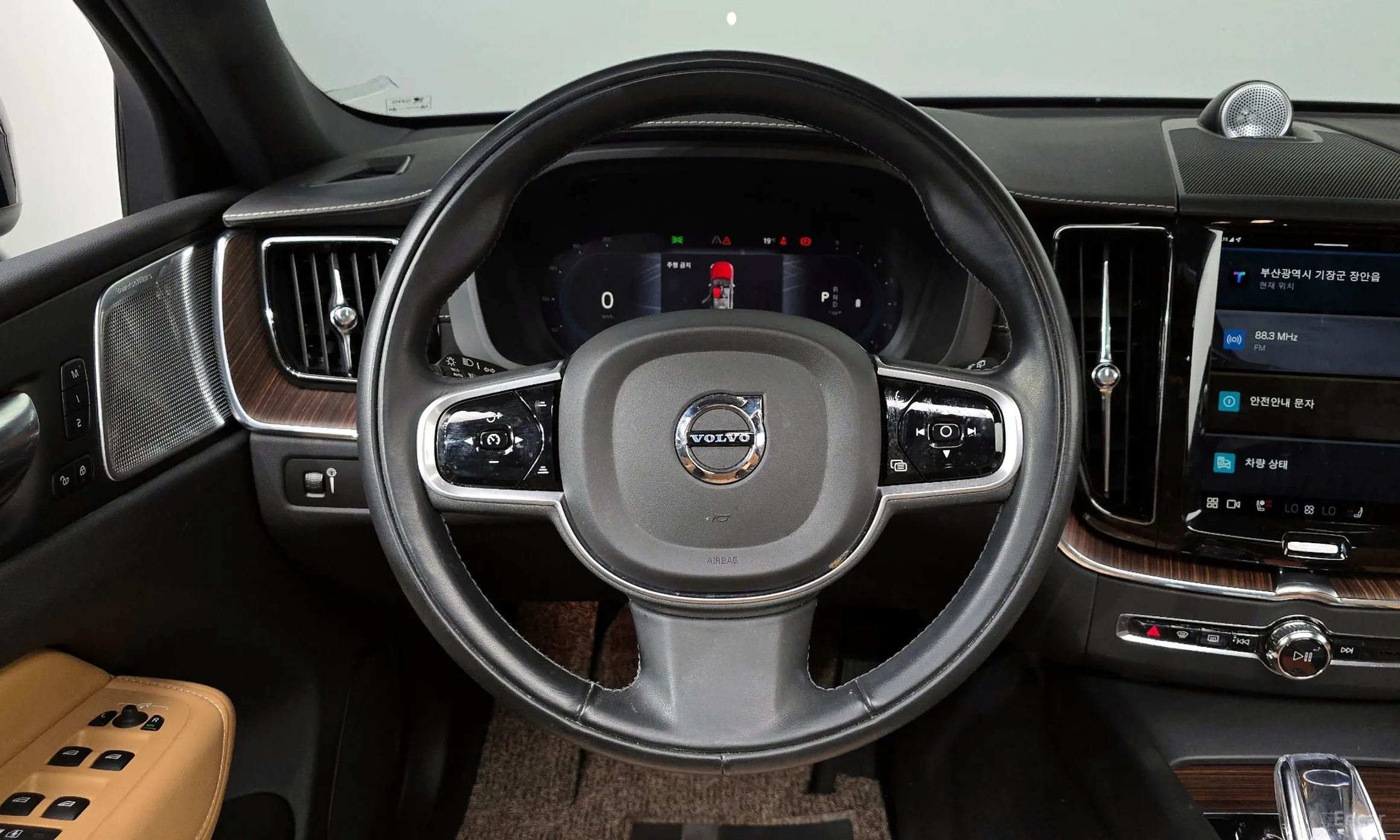 Volvo XC60 Gen 2 превью 13
