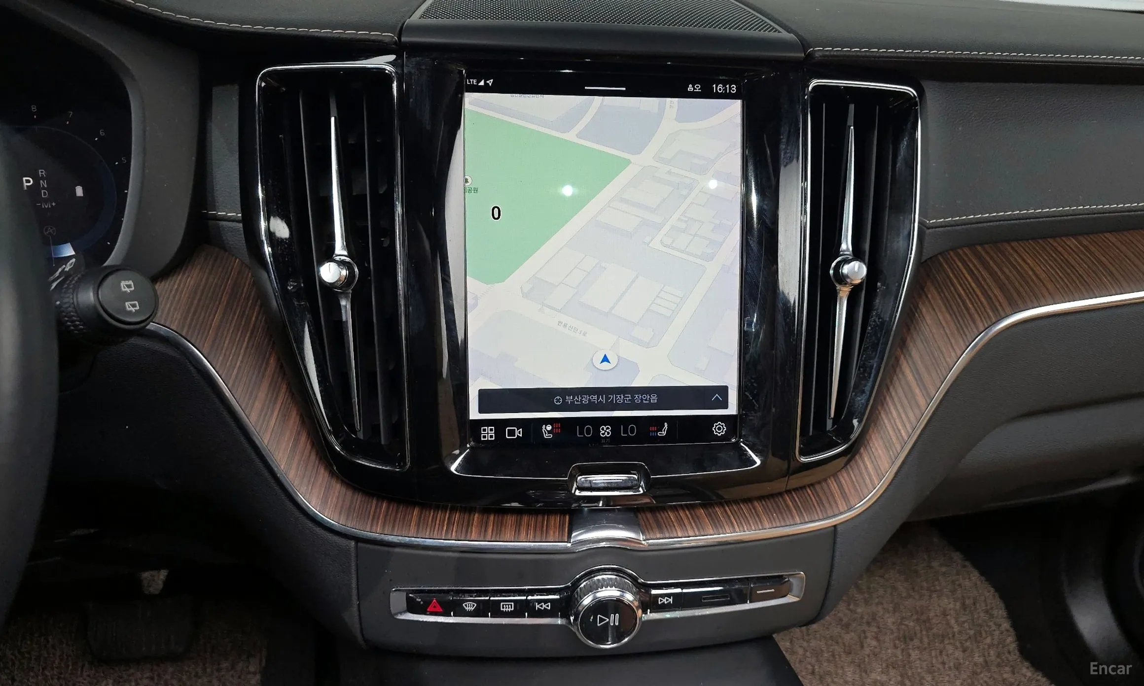 Volvo XC60 Gen 2 превью 14