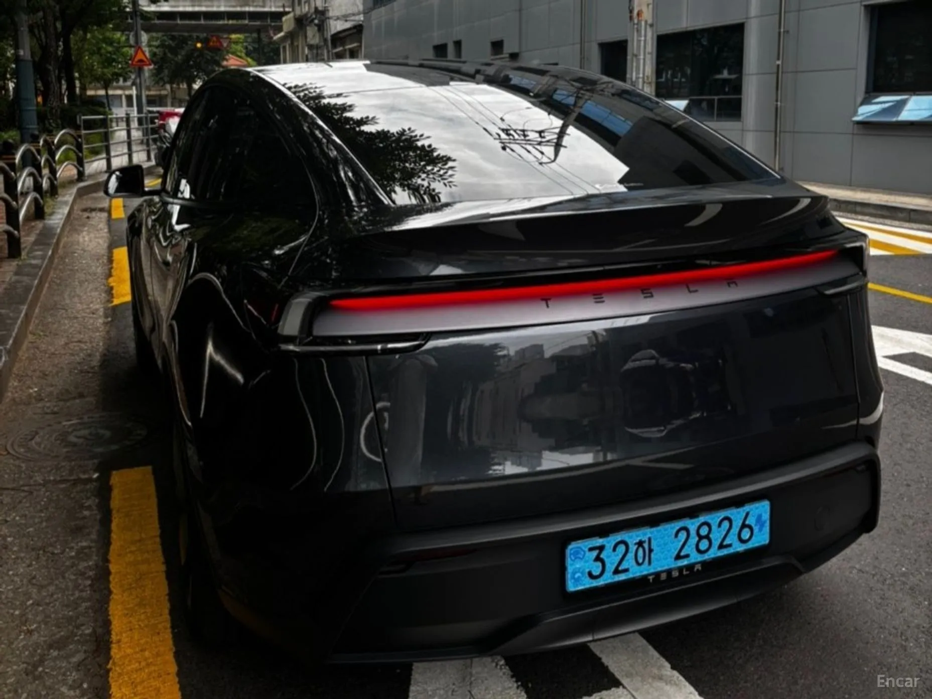 Tesla Model Y превью 6