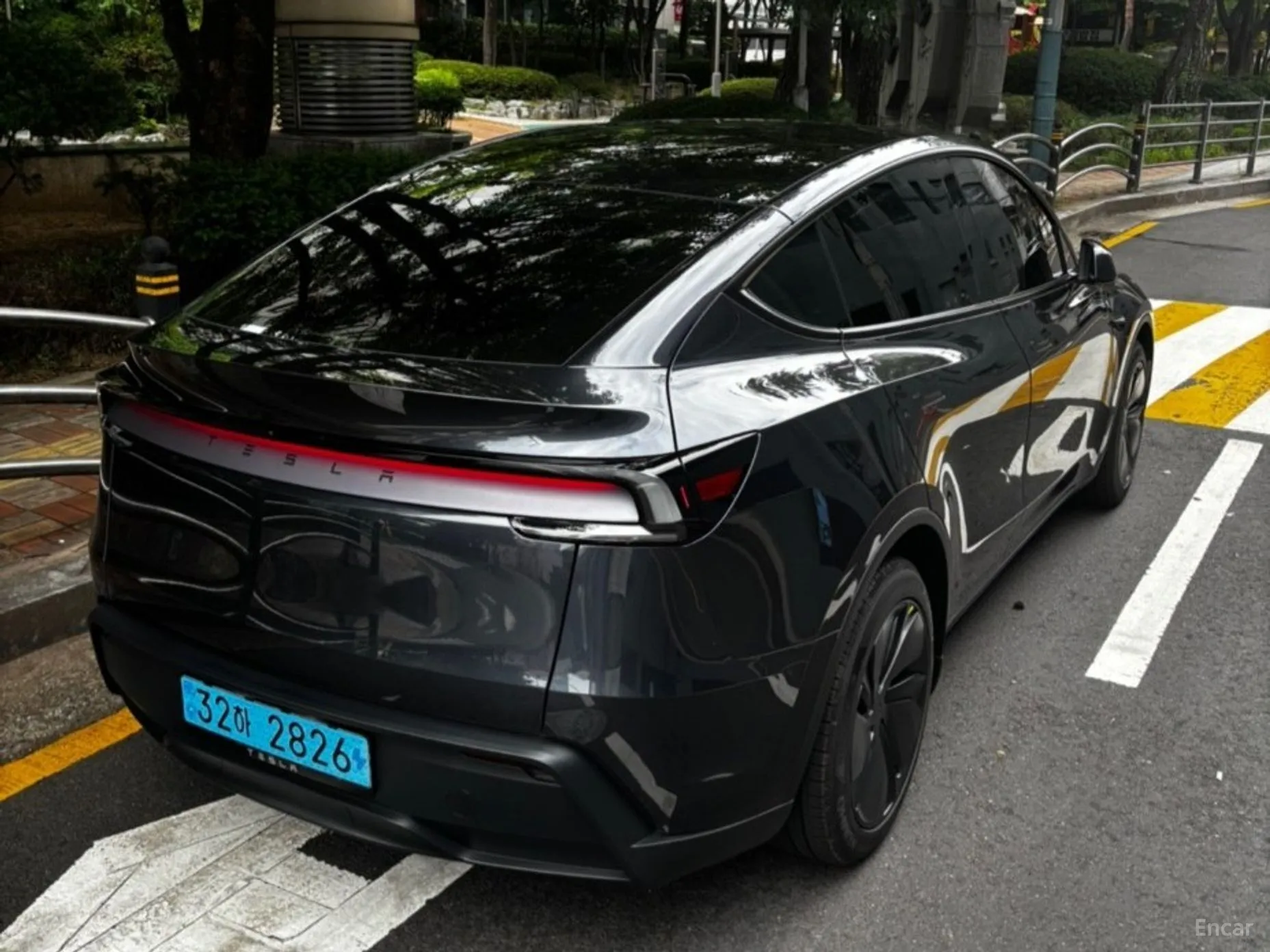 Tesla Model Y превью 7