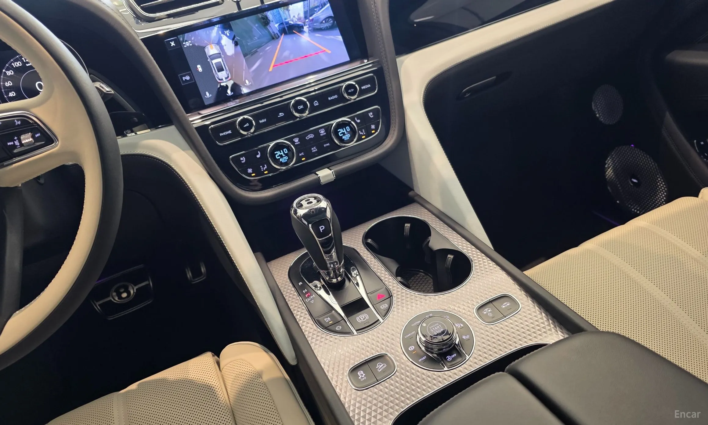 Bentley Bentayga превью 11