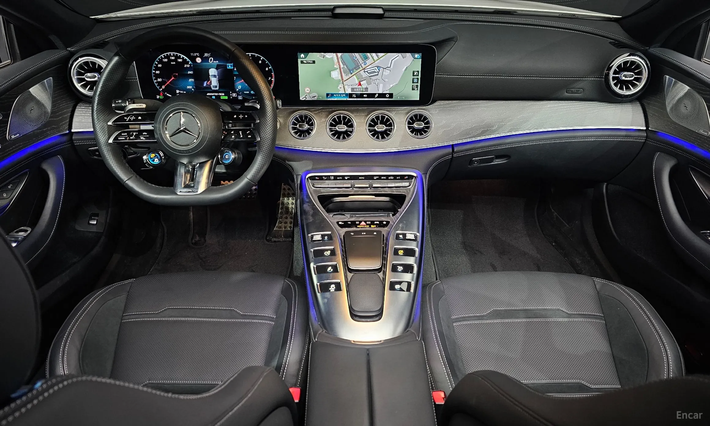 Mercedes Benz AMG GT превью 7