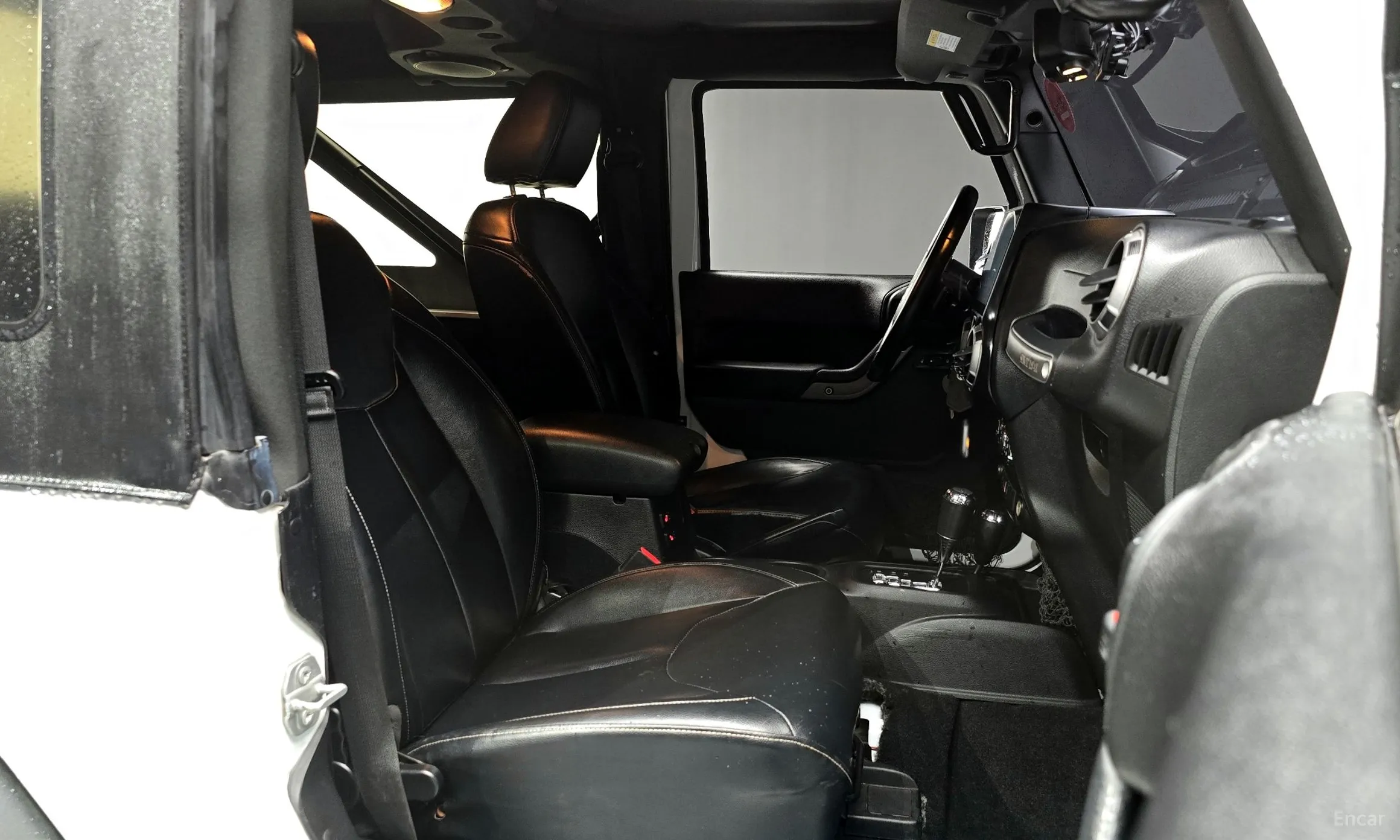 Jeep Wrangler (JK) превью 10